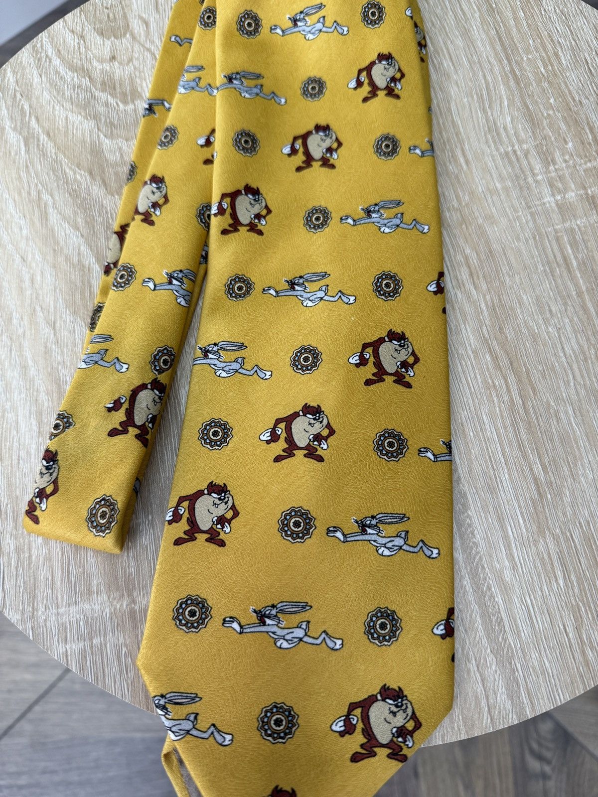 Warner Bros Vintage 1998 Looney Tunes Tie Taz Tasmanian Devil Bugs Bunny Size ONE SIZE - 4 Thumbnail
