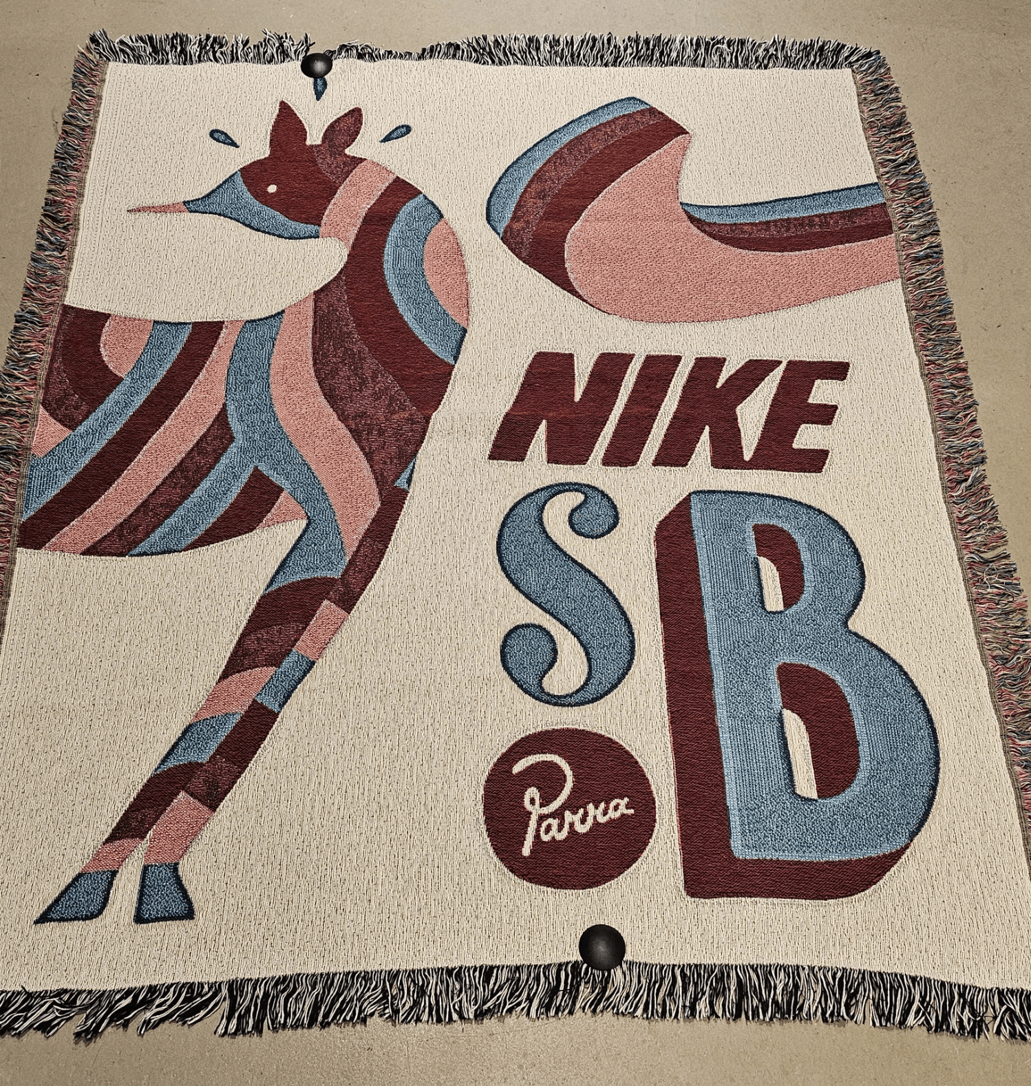 Nike SB Parra x Nike SB Tapestry Friends & Family Blanket Size ONE SIZE - 2 Thumbnail