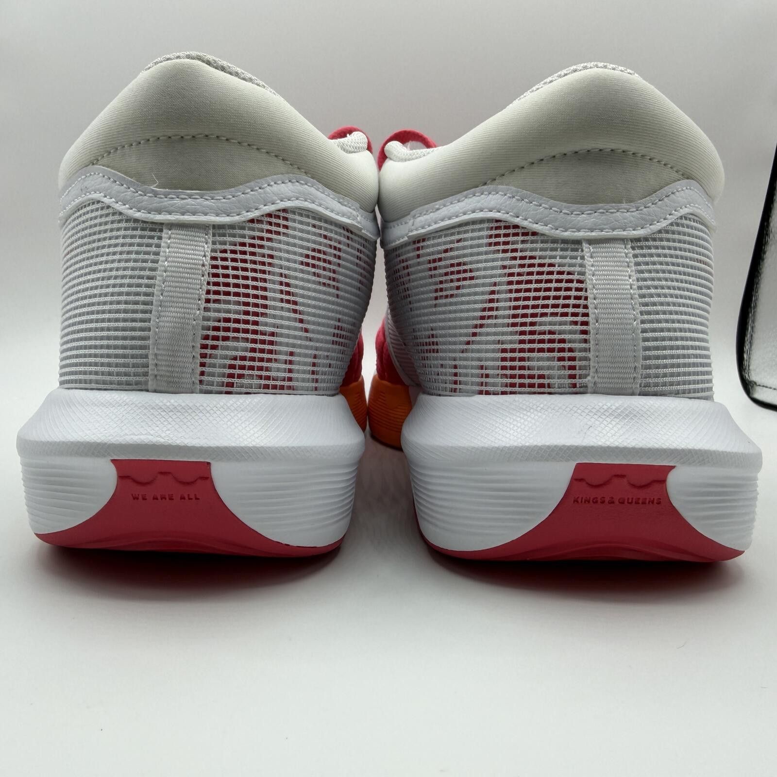 Nike Nike LeBron Witness 8 Dunkin Donuts Pink FB2239-104 Size 10 Size US 10 / EU 43 - 4 Thumbnail