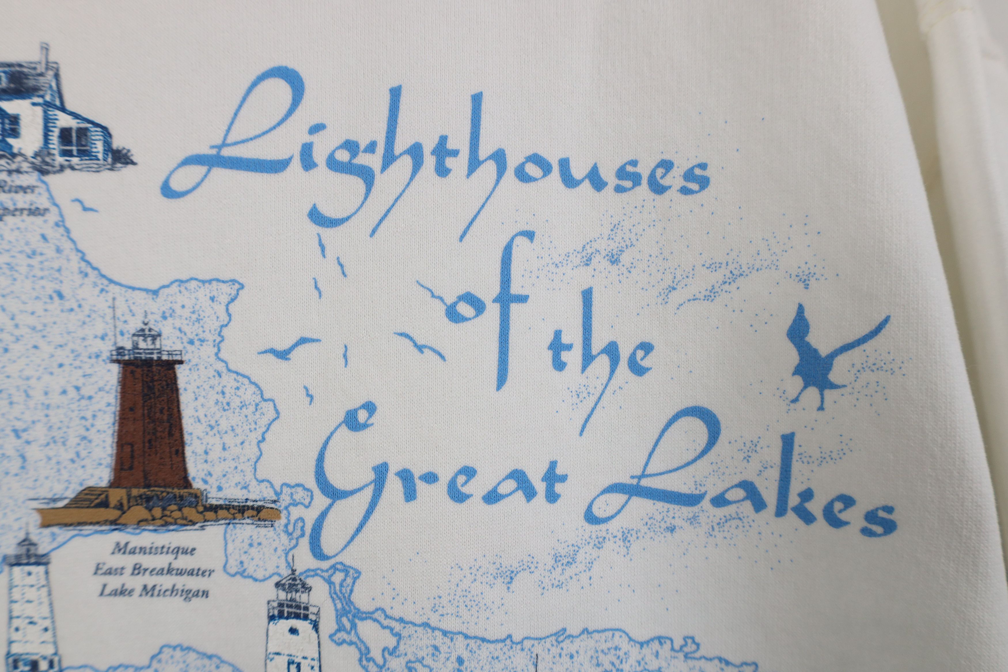 Vintage Vintage 90s Streetwear Lighthouse of the Lakes Sweatshirt Size US L / EU 52-54 / 3 - 5 Thumbnail