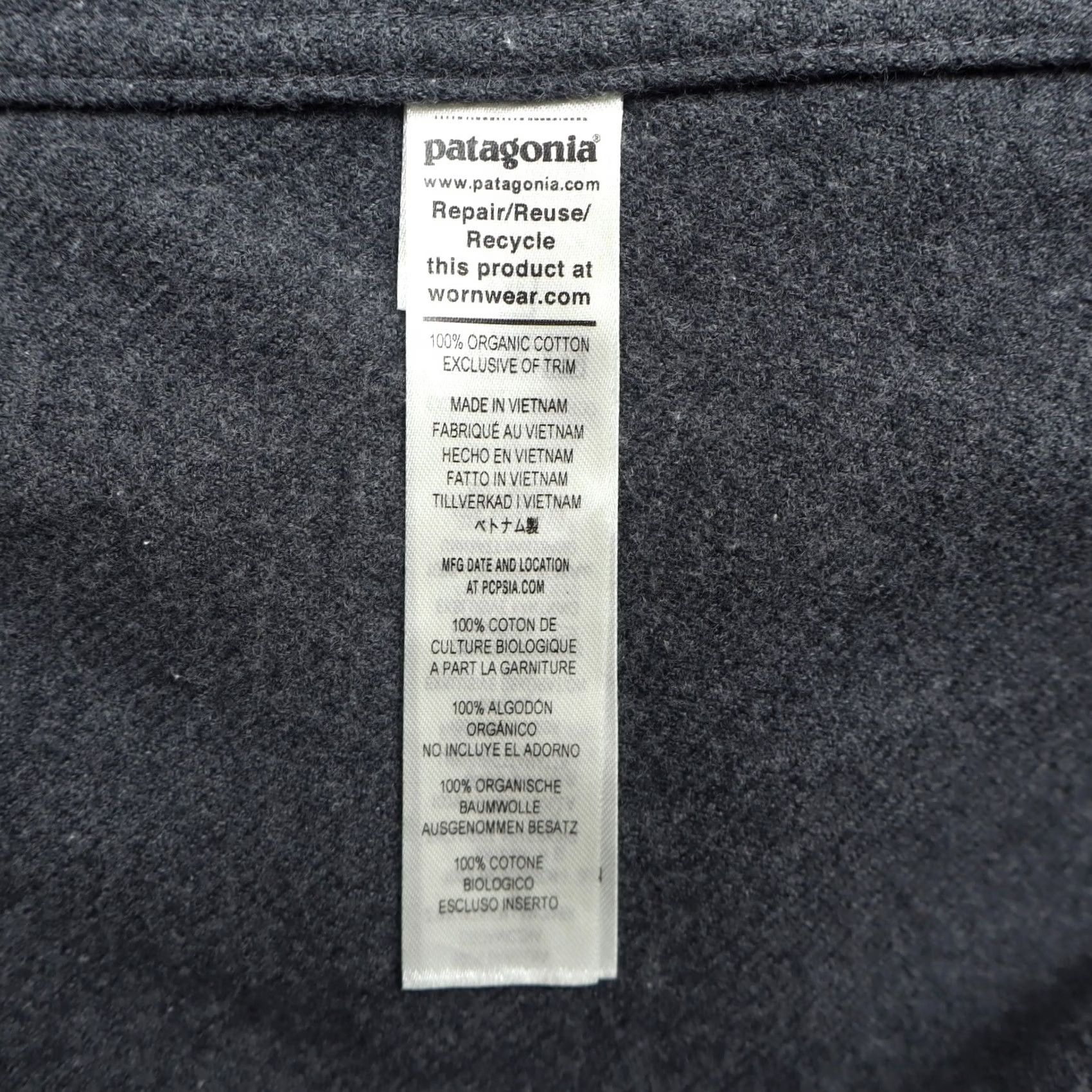 Patagonia Patagonia Shirt Long Sleeve Pique Fleece Grey XL Mens Button-Up Collared Pocketed 100% Polyester Size US XL / EU 56 / 4 - 6 Thumbnail