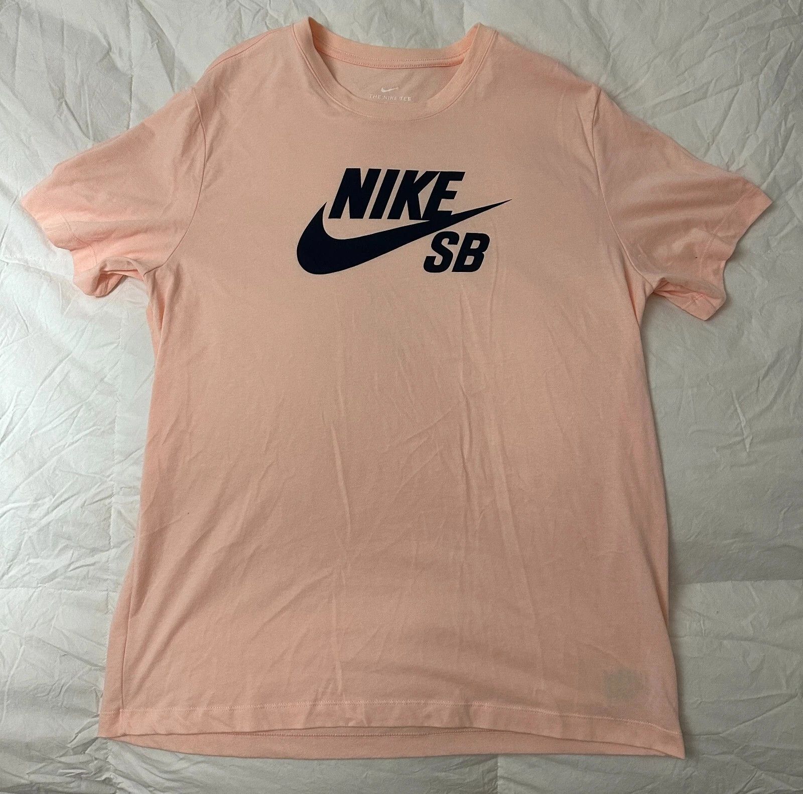 Nike NIKE SB PINK LOGO T-SHIRT SIZE XL TEE COTTON DRI FIT Size US XL / EU 56 / 4 - 1 Thumbnail