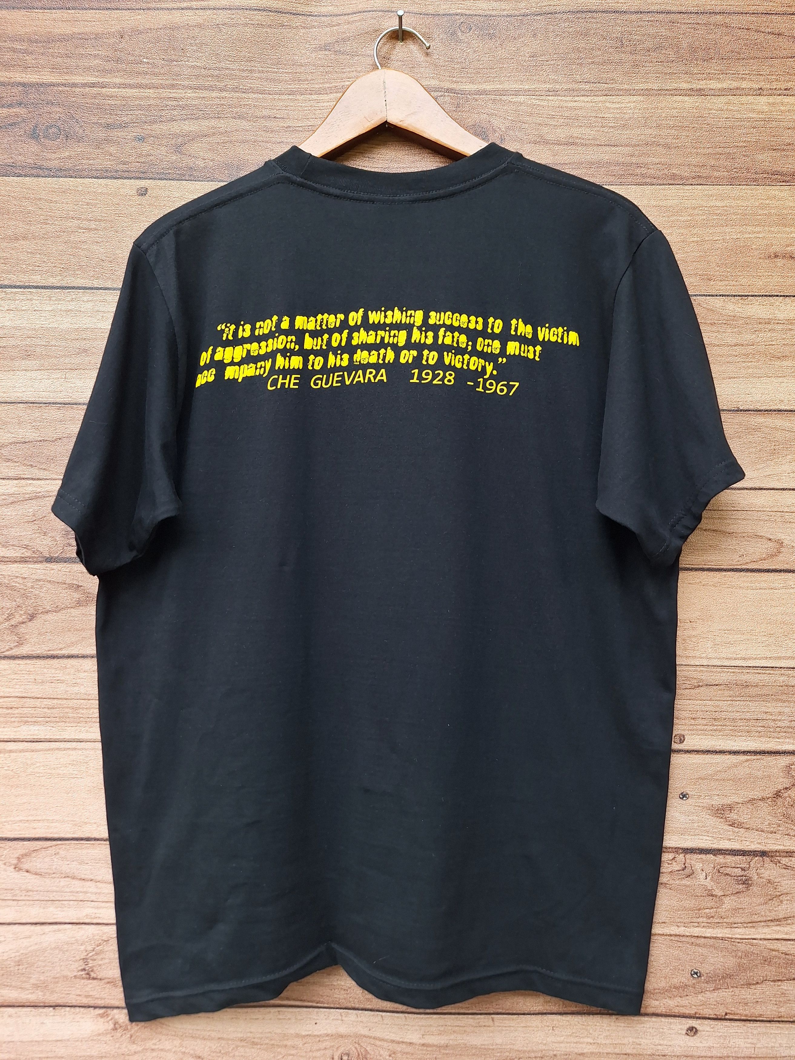 Band Tees 🔥RARE🔥 Rage against the machine bombtrack che guevara tee Size US L / EU 52-54 / 3 - 2 Thumbnail