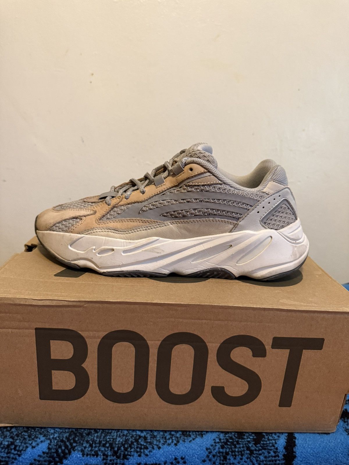 Yeezy Adidas Yeezy Boost 700 V2 ‘Cream’ Size US 10.5 / EU 43-44 - 6 Thumbnail