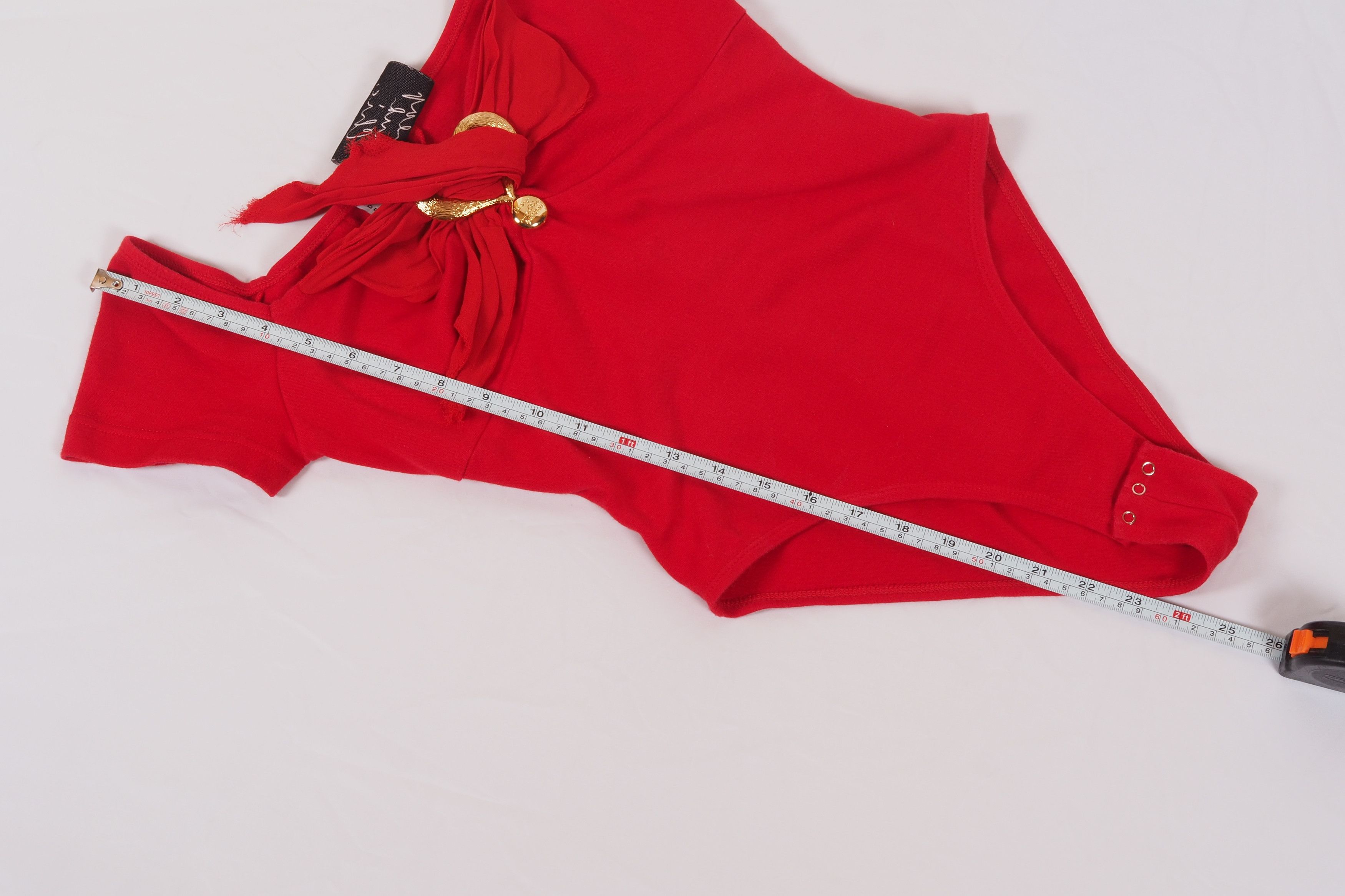 Moschino Moschino Cheap & Chic Vintage Red Bodysuit Gold Heart Detail Size S / US 4 / IT 40 - 13 Thumbnail