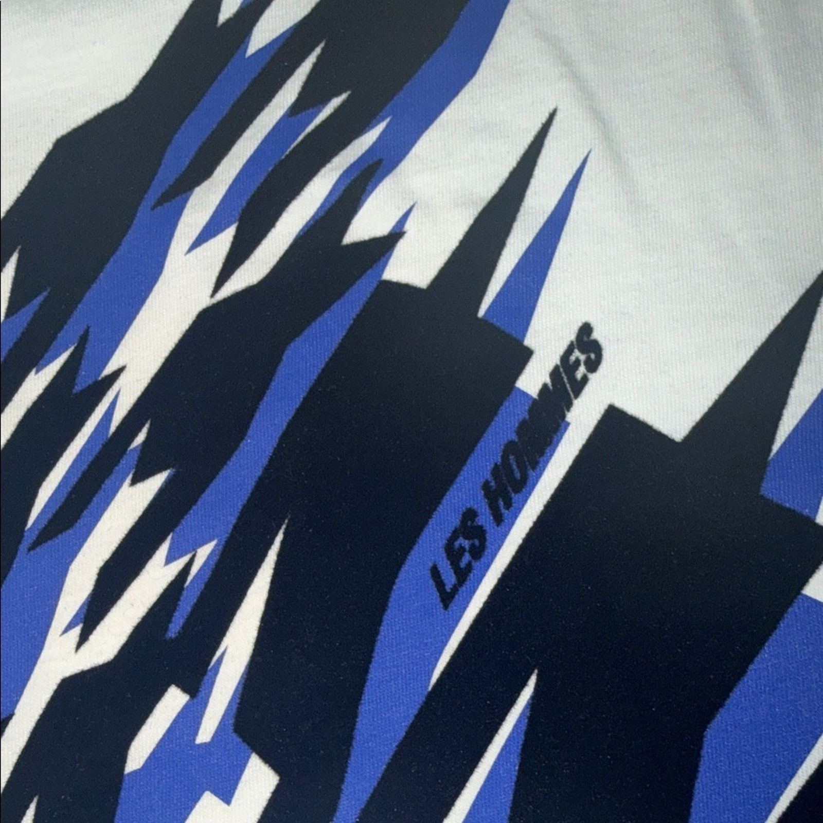 Les Hommes Les Hommes White Tee with Blue Abstract Design Size 3XL Size US XXL / EU 58 / 5 - 3 Thumbnail