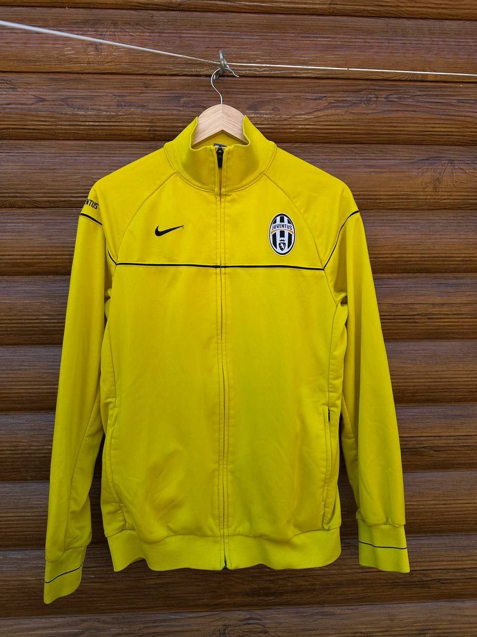 Nike Vintage Nike Juventus Football Jacket Soccer Track Size US M / EU 48-50 / 2 - 1 Thumbnail