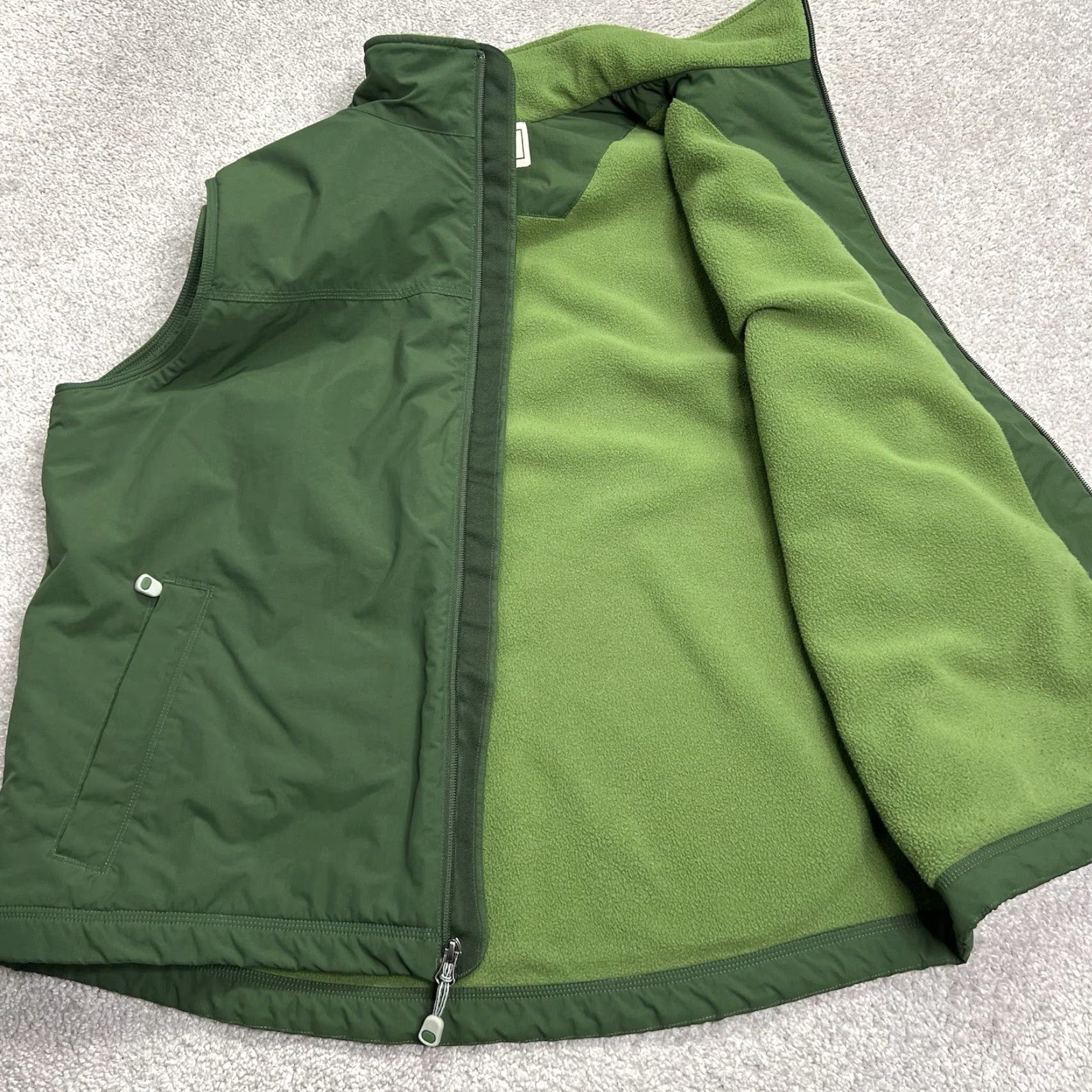 Vintage VINTAGE LL Bean Vest Mens XL Tall XLT Green Nylon Fleece Lined Full Zip Outdoors 0BDR5 Size US XL / EU 56 / 4 - 4 Thumbnail