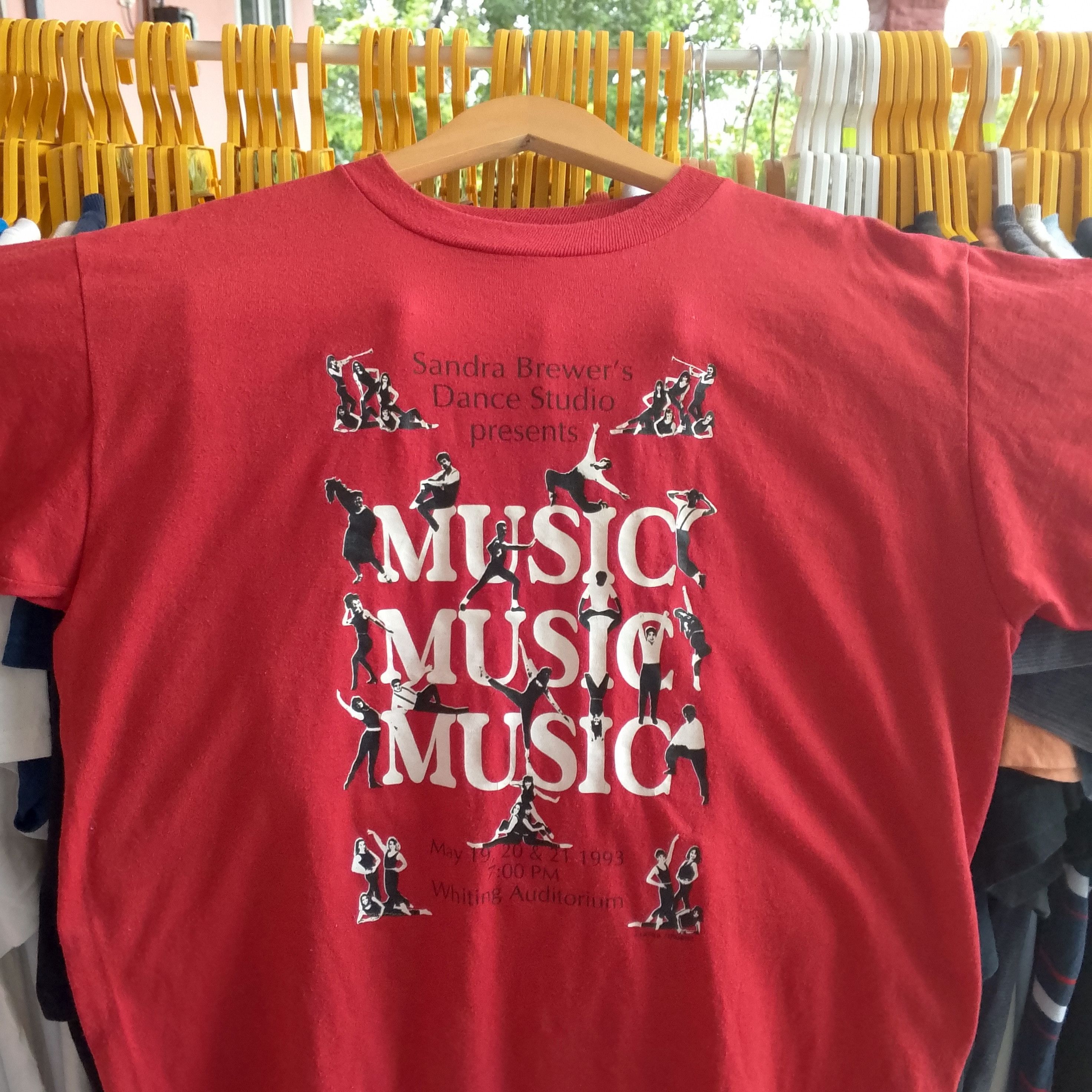 Vintage Vintage 90s Dance Studio Tshirt Size US M / EU 48-50 / 2 - 2 Thumbnail