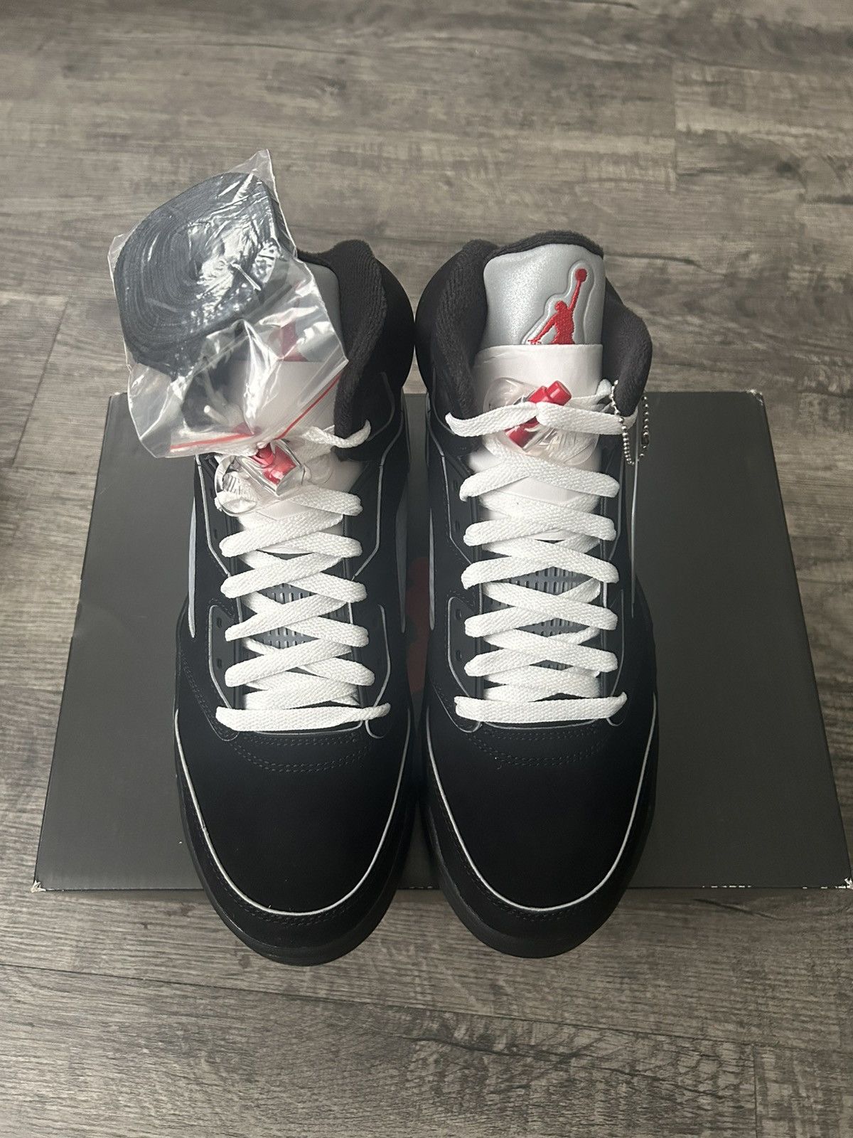 Jordan Brand Jordan 5 Retro OG Black Metallic Reimagined Size US 9 / EU 42 - 2 Thumbnail