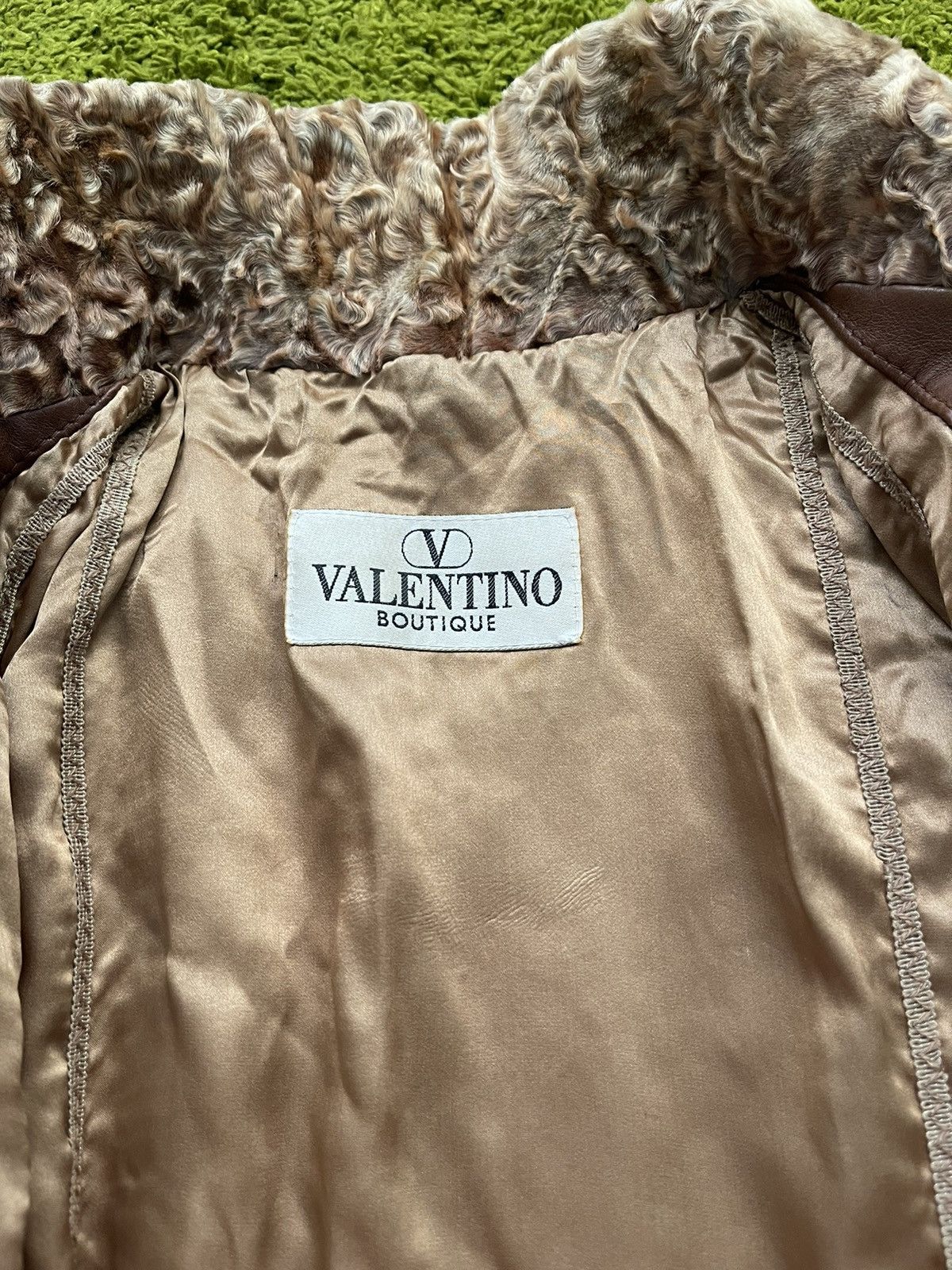 Valentino Valentino Boutique Persian lamb karakul real fur jacket Size S / US 4 / IT 40 - 5 Thumbnail