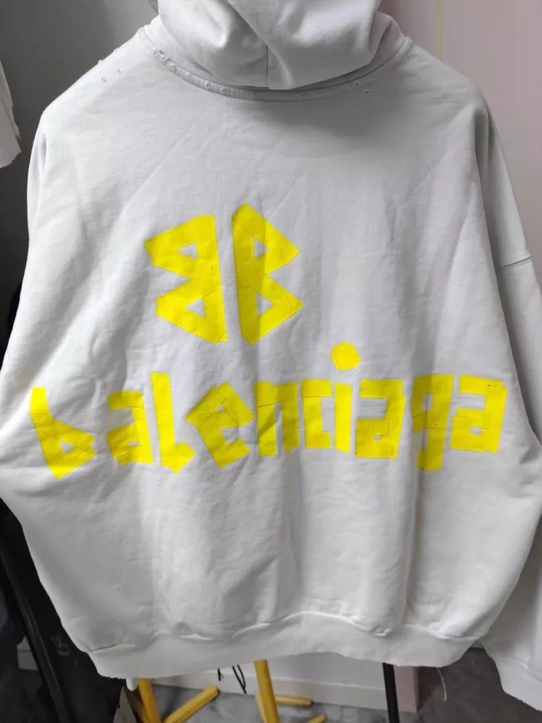 Balenciaga Balenciaga Adhesive tape TAPE textured paper sweatshirt Size US XXS / EU 40 - 3 Thumbnail