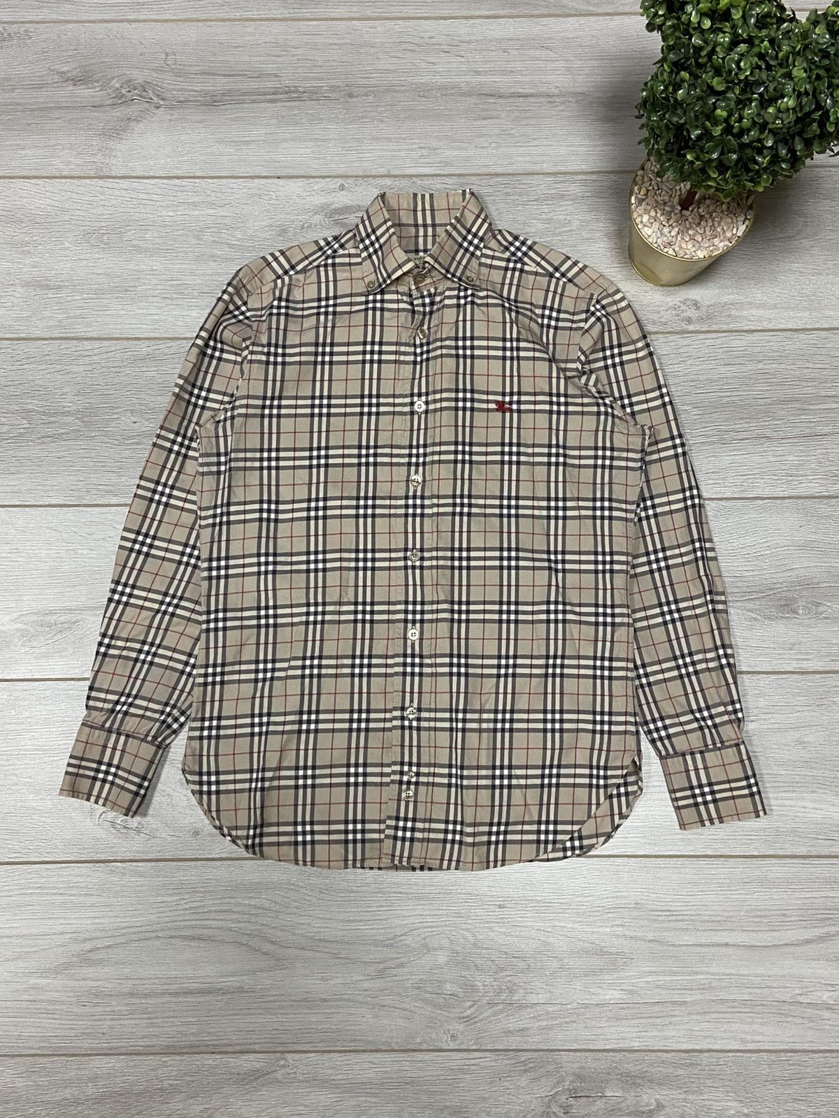 Burberry Burberry over check London shirt nova buttons up Size M / US 6-8 / IT 42-44 - 1 Thumbnail