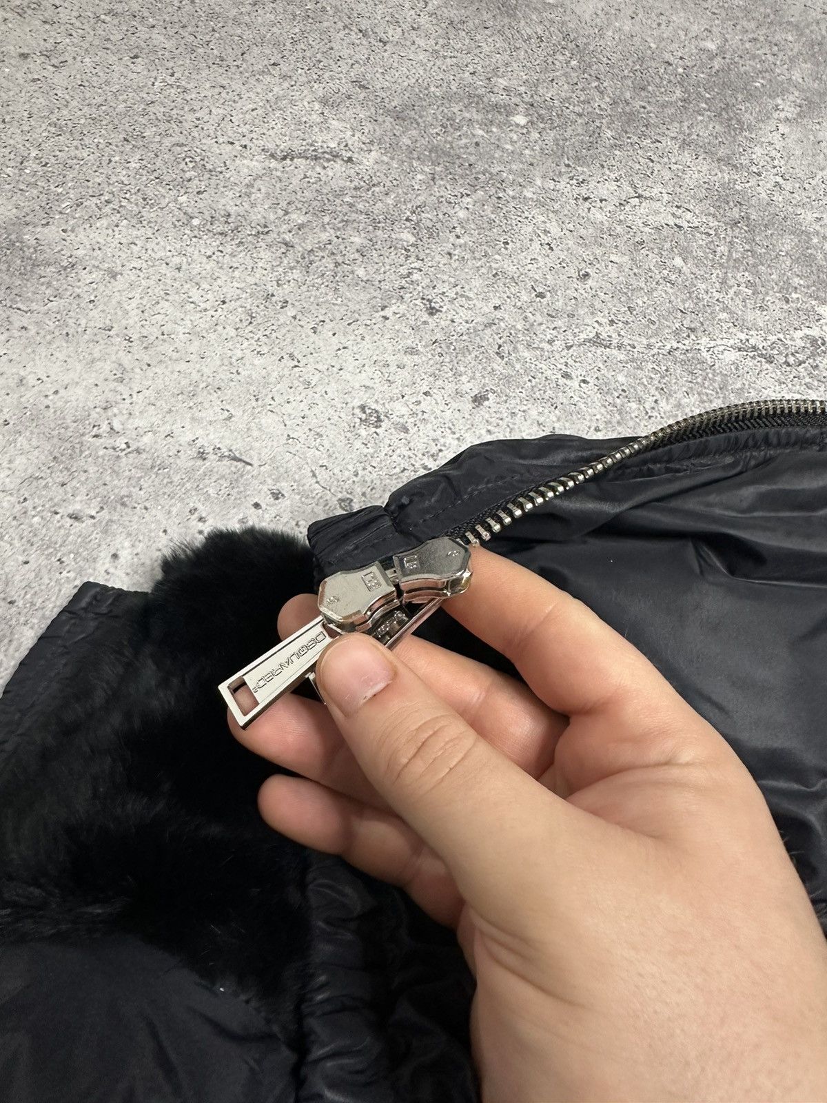 Dsquared2 Dsquared2 FW11 Down Puffer Vest Rabbit Fur On The Collar Size L / US 10 / IT 46 - 9 Thumbnail