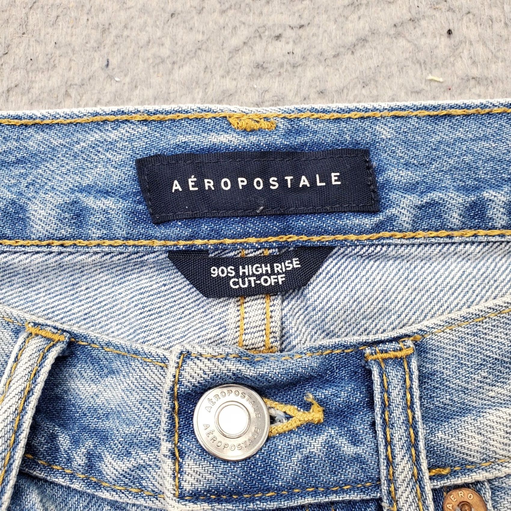 Vintage Aéropostale Womens 6 Blue Distressed High Rise Cut-Off Shorts Button Fly Size 28" / US 6 / IT 42 - 6 Thumbnail