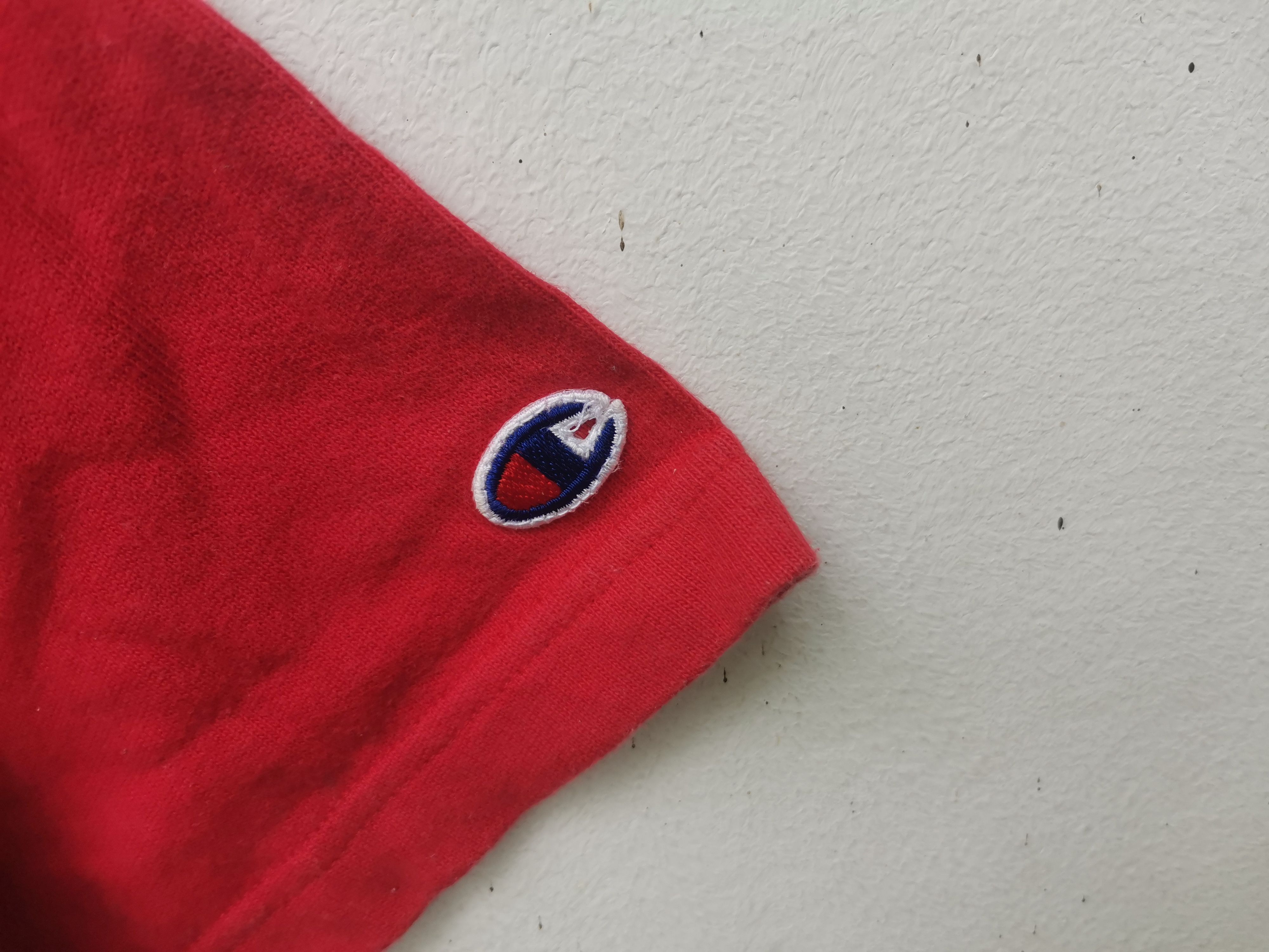 Champion × Vintage Rare vintage Champion reverse wave t-shirt Size US M / EU 48-50 / 2 - 6 Thumbnail