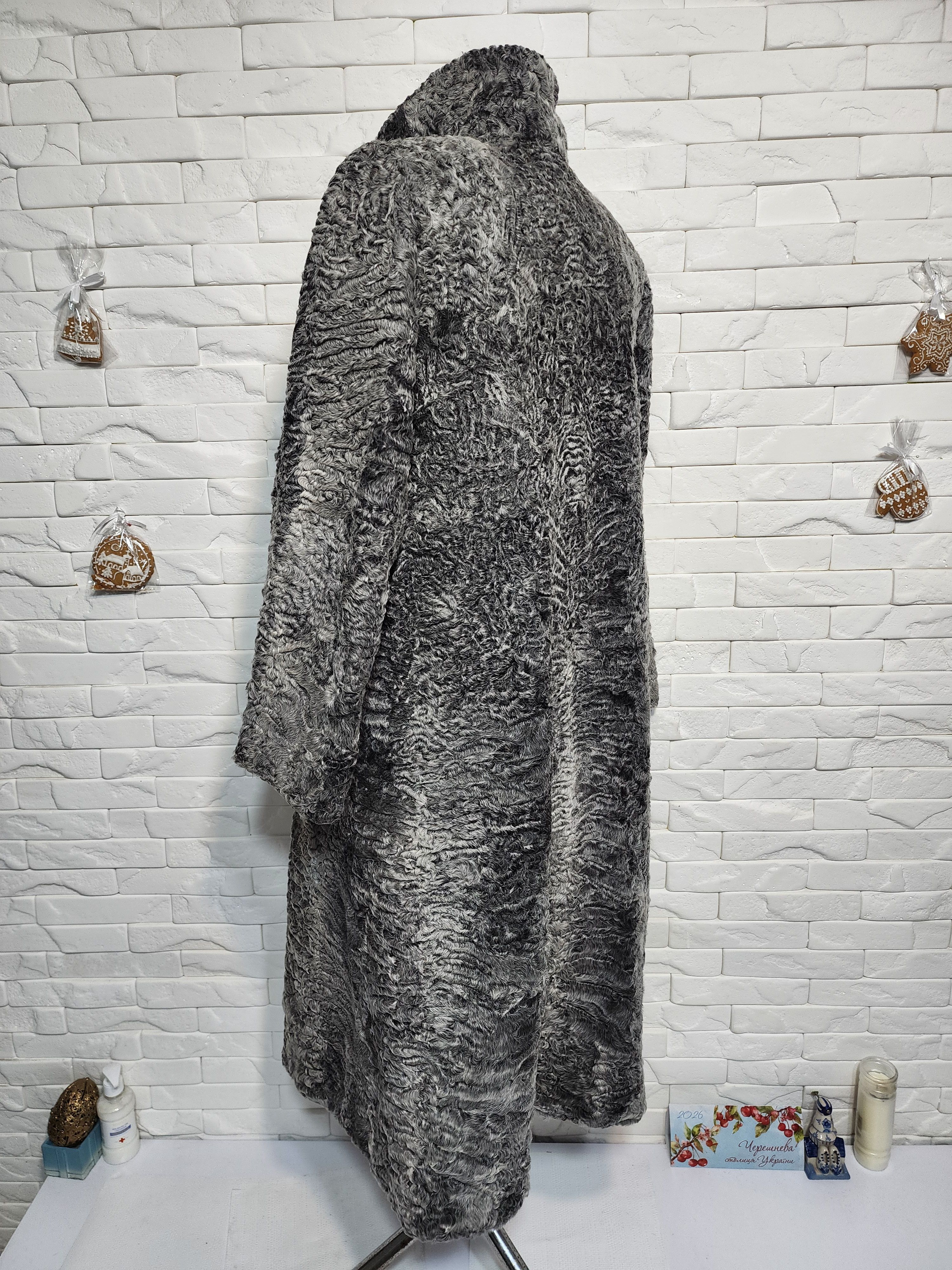 Furla Gray Sheep Fur Coat: Women's Vintage Outerwear Size L / US 10 / IT 46 - 6 Thumbnail