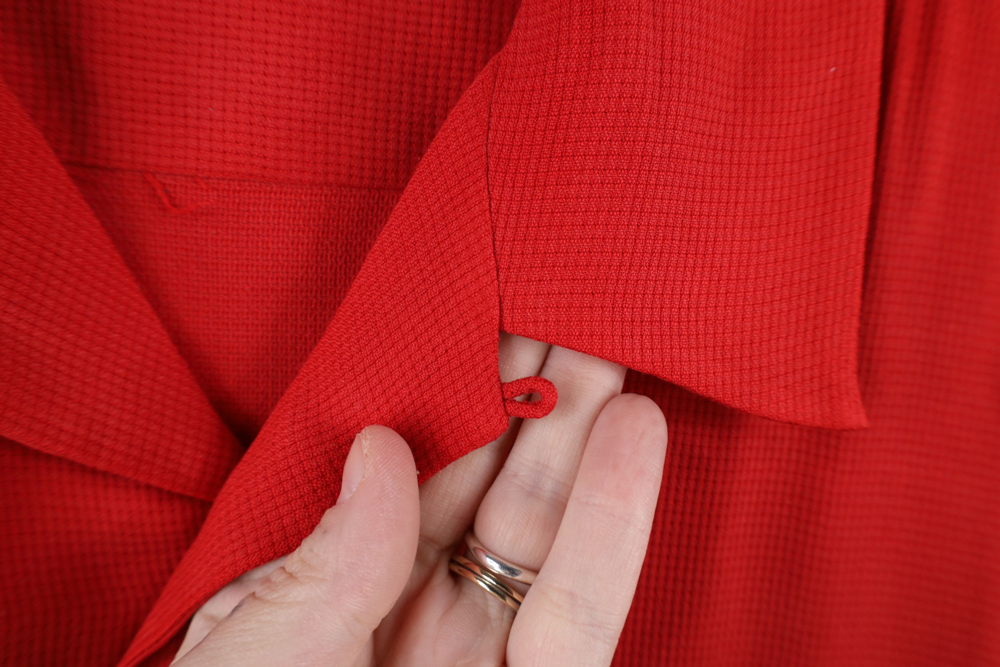 Vintage Vintage 90s Streetwear Silk Short Sleeve Button Shirt Red Size US XL / EU 56 / 4 - 4 Thumbnail