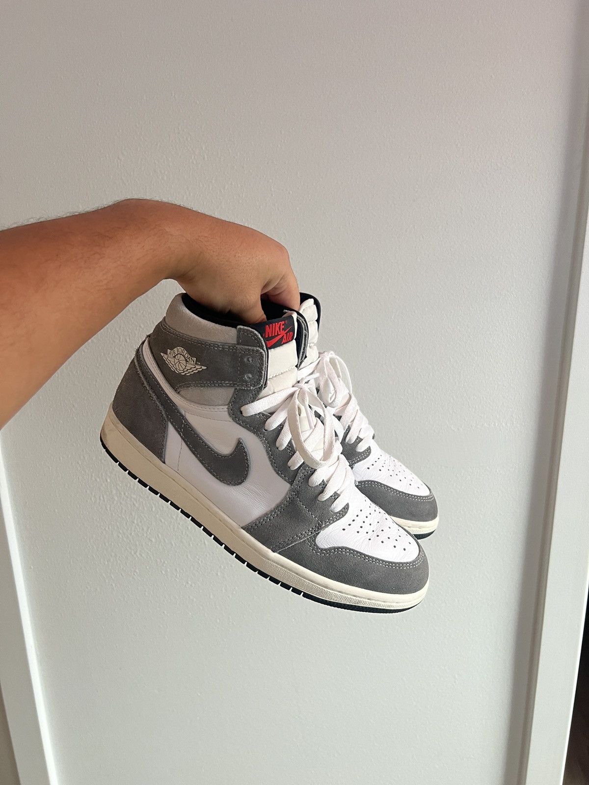 Jordan Brand Jordan 1 Retro High OG Size US 8.5 / EU 41-42 - 3 Thumbnail