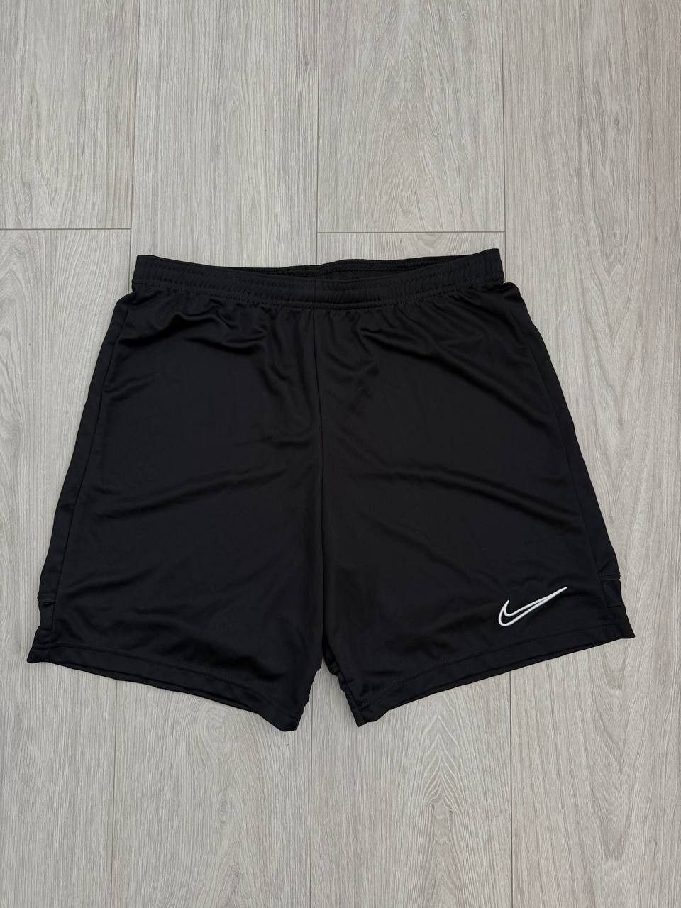 Nike Nike Mesh Shorts Size US 32 / EU 48 - 1 Thumbnail
