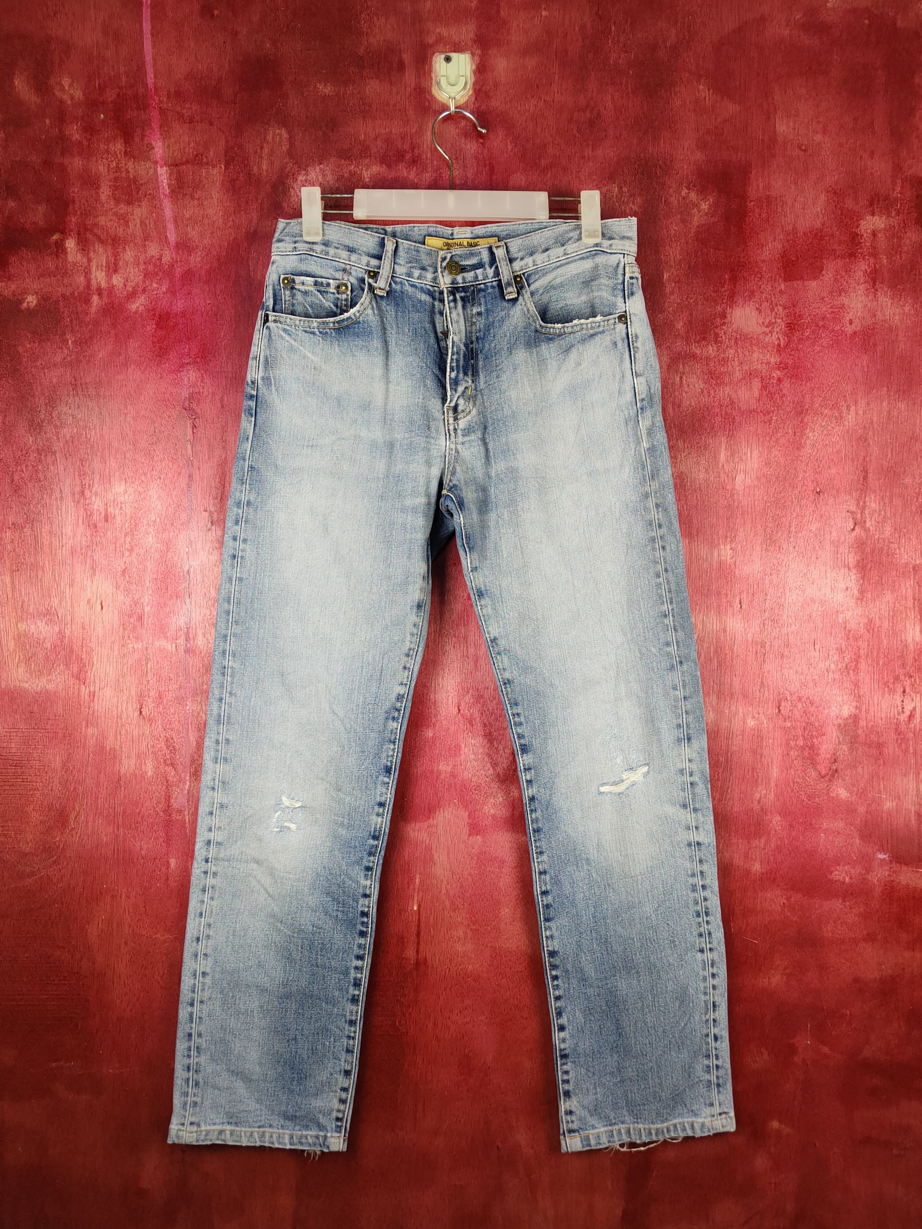 image of Distressed Denim x Uniqlo Vintage Blue Distressed Jeans Denim Pants S1680 in Blue Denim (Size 30)