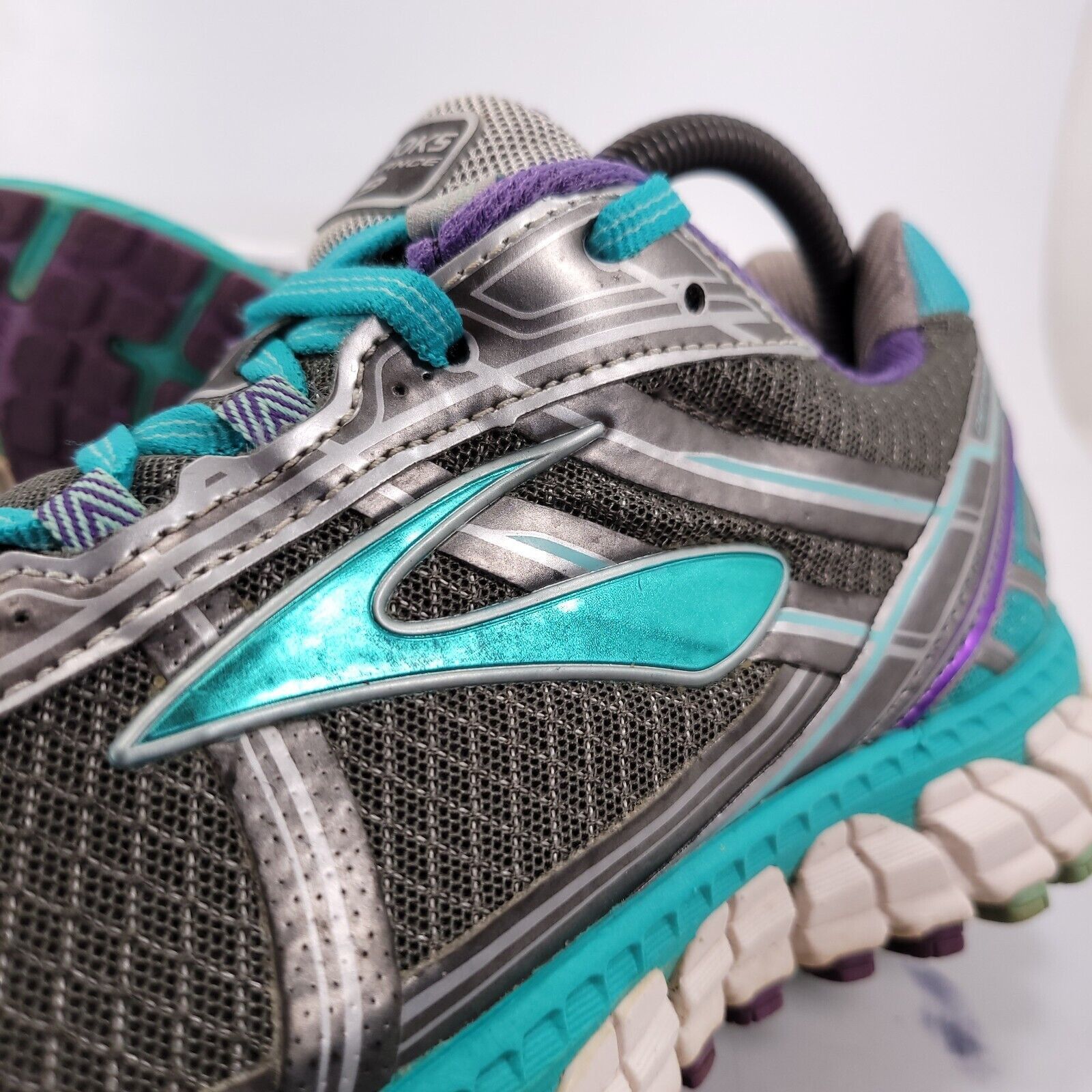 Brooks Brooks Defyance 9 Shoe Womens Size 9.5 1202051B016 Gray Blue Size US 9.5 / IT 39.5 - 8 Thumbnail