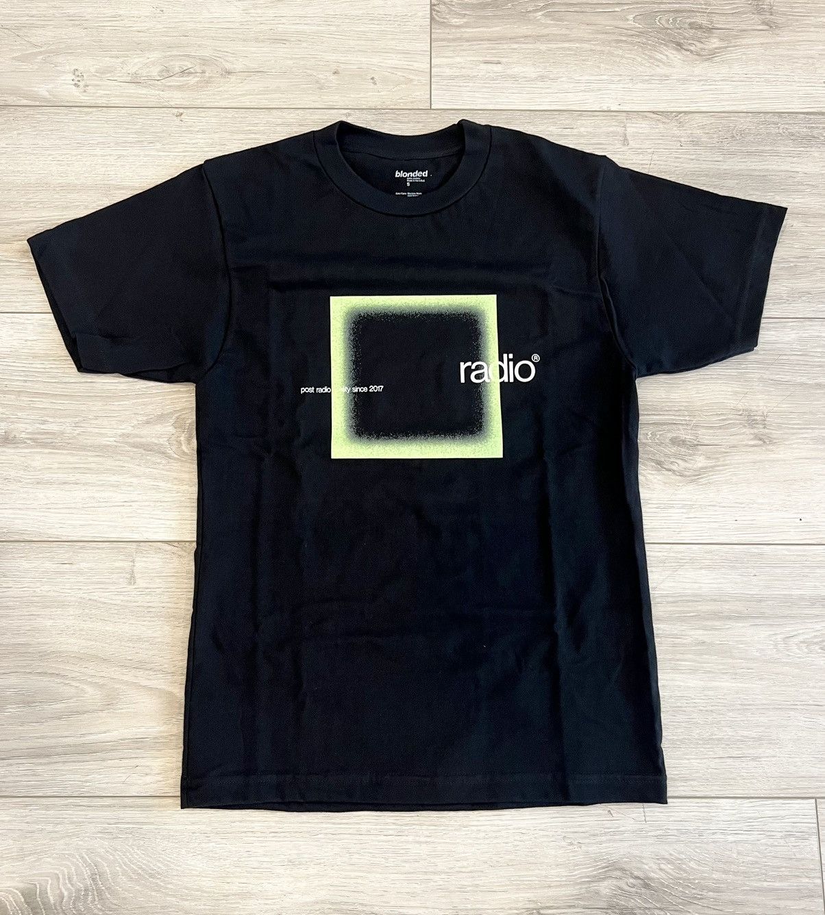 ミュージシャン Frank Ocean blonded Glow Box Energy Tee NEW Frank Ocean Blonded Glow Box Energy Tee Radio varying