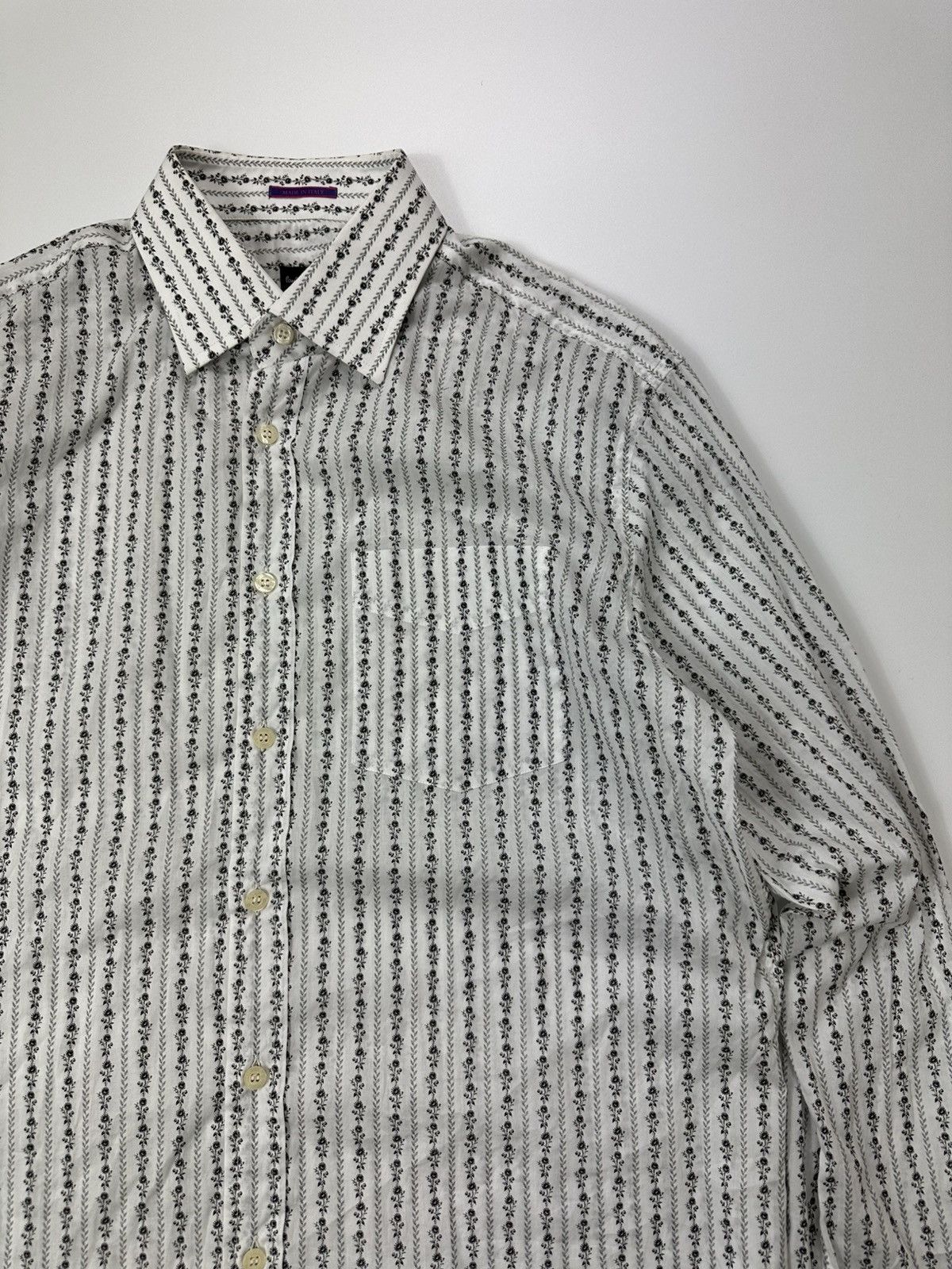 Paul Smith Paul Smith Monogram Dress Shirt 42/16 Size Italy Size US L / EU 52-54 / 3 - 6 Thumbnail