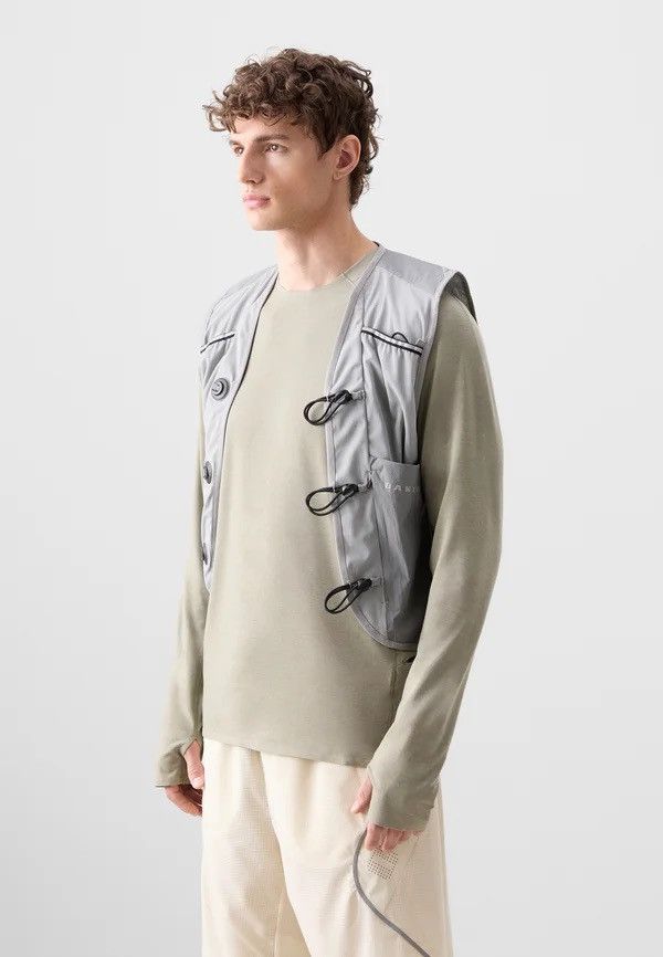 Oakley Oakley Latitude Flight Vest Poncho – Cement Size US M / EU 48-50 / 2 - 6 Thumbnail