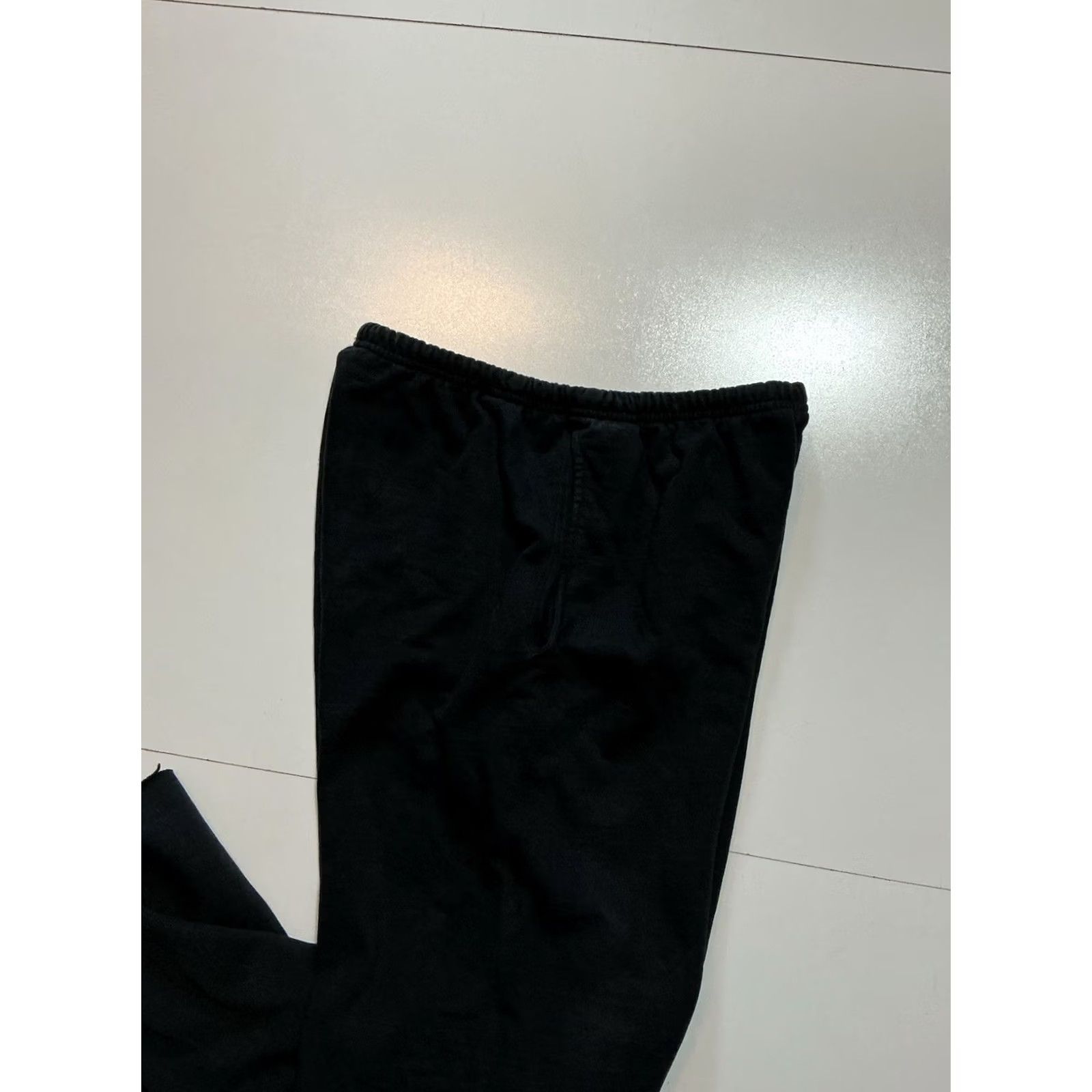 Vintage VINTAGE Everybody .World Sweatpants Shirt or Pants? 100% Recycled Cotton Black Fleece Drawstring Small Mens Size US 29 - 6 Thumbnail