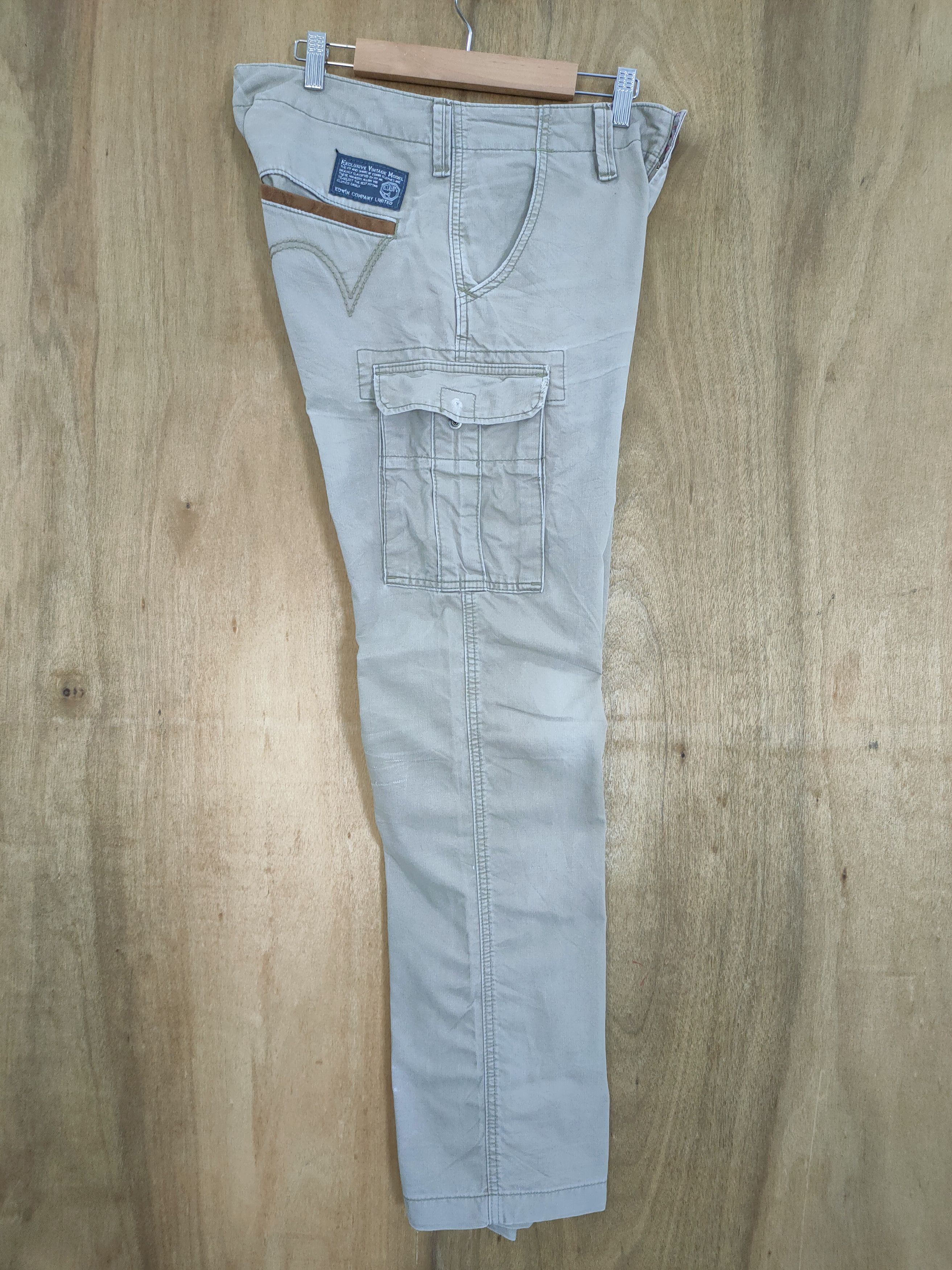 Japanese Brand VINTAGE JAPANESE DISTRESSED KNEE CARGO PANTS Size US 31 - 12 Thumbnail
