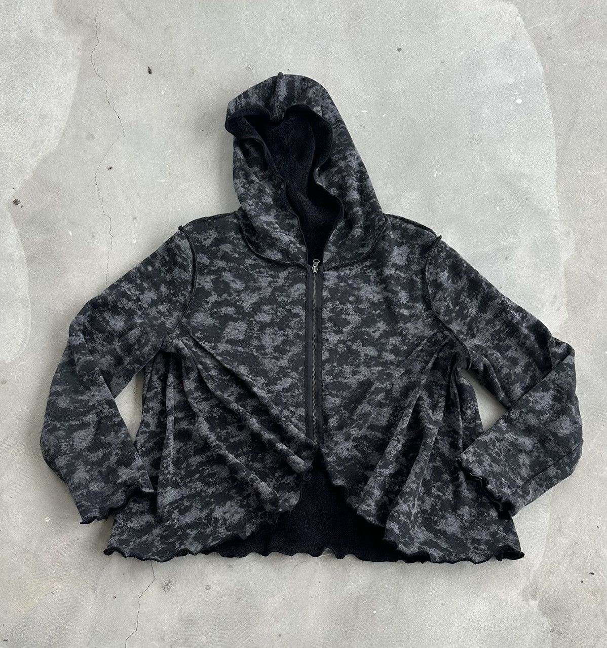 Japanese Brand CAMO FLARE ZIPPED HOODIE Size L / US 10 / IT 46 - 1 Thumbnail