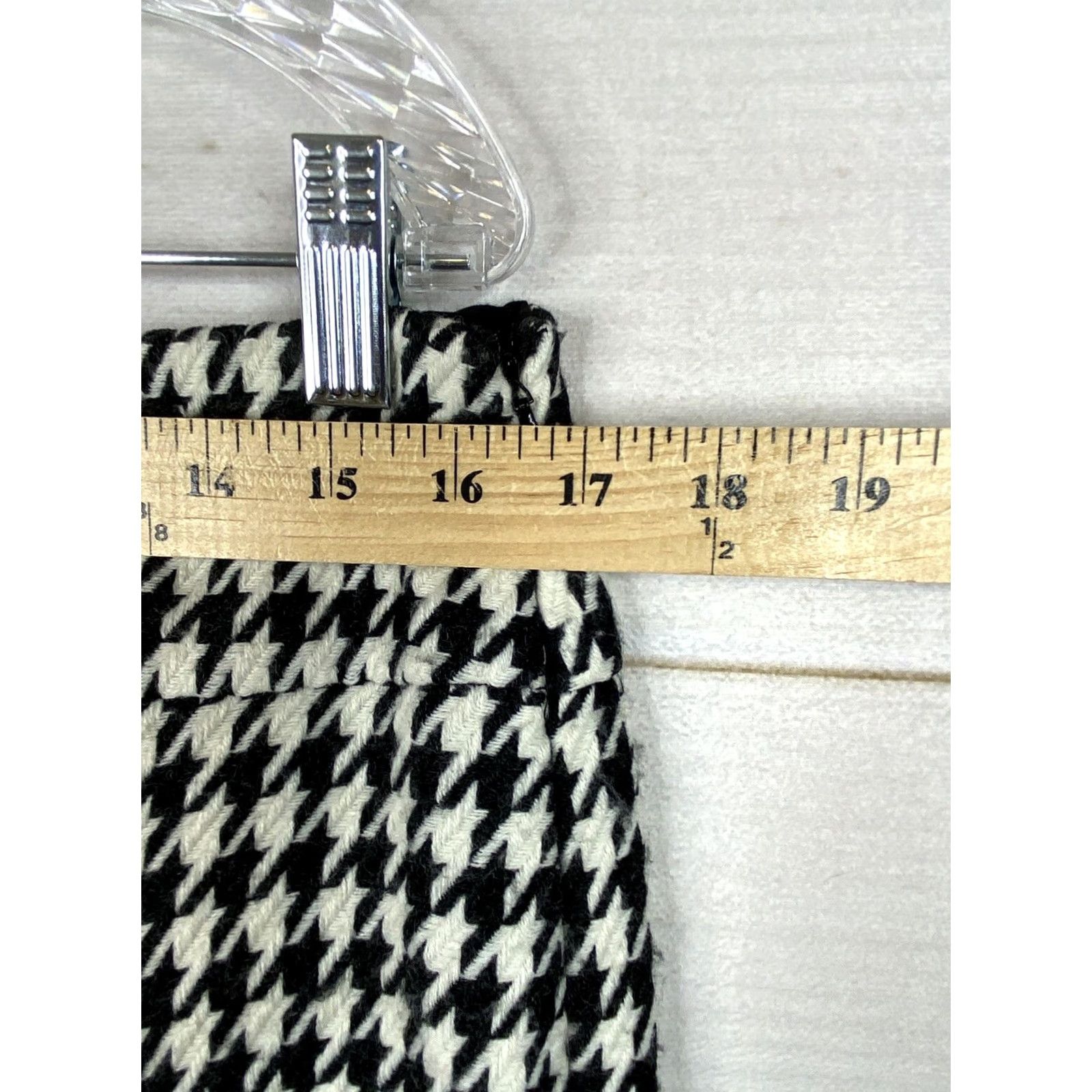 Vintage VINTAGE The Limited Skirt Womens Sz 10 Black White Houndstooth Wool Lined Zip Up Size 32" / US 10 / IT 46 - 3 Thumbnail