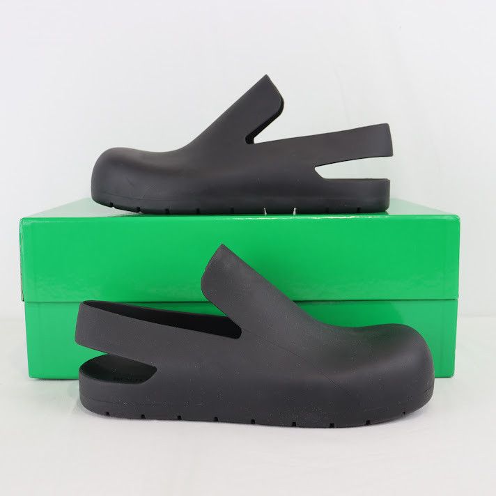 Bottega Veneta o1rshd1 Matt Rubber Sandal in Black Size US 7 / EU 40 - 1 Thumbnail