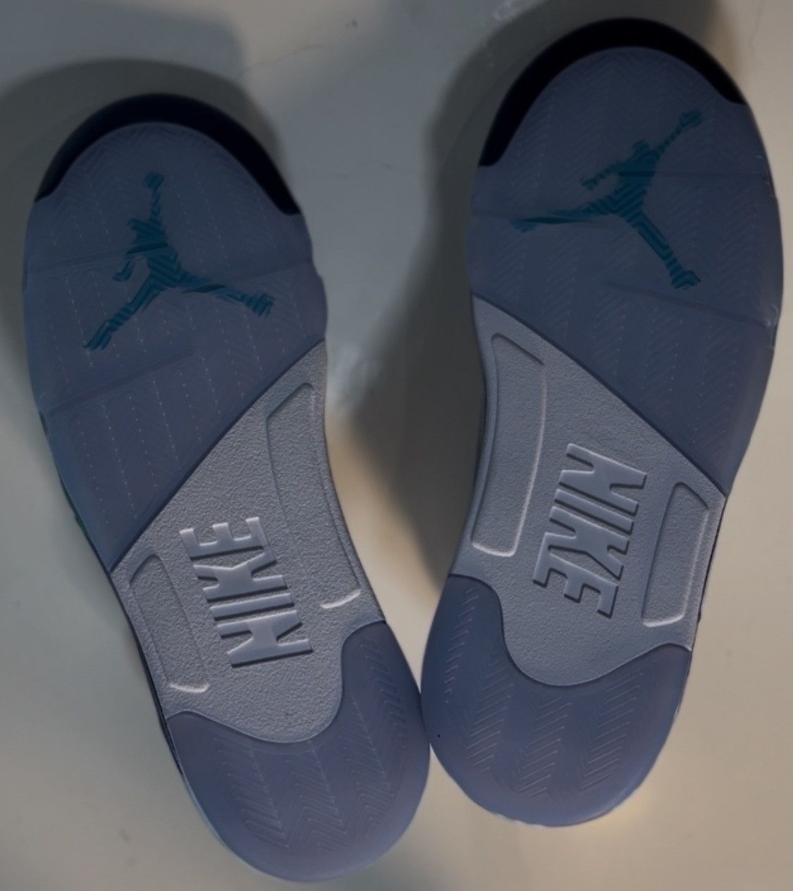 Jordan Brand Grape 5's 2025 Sz 11.5 Size US 11.5 / EU 44-45 - 2 Thumbnail