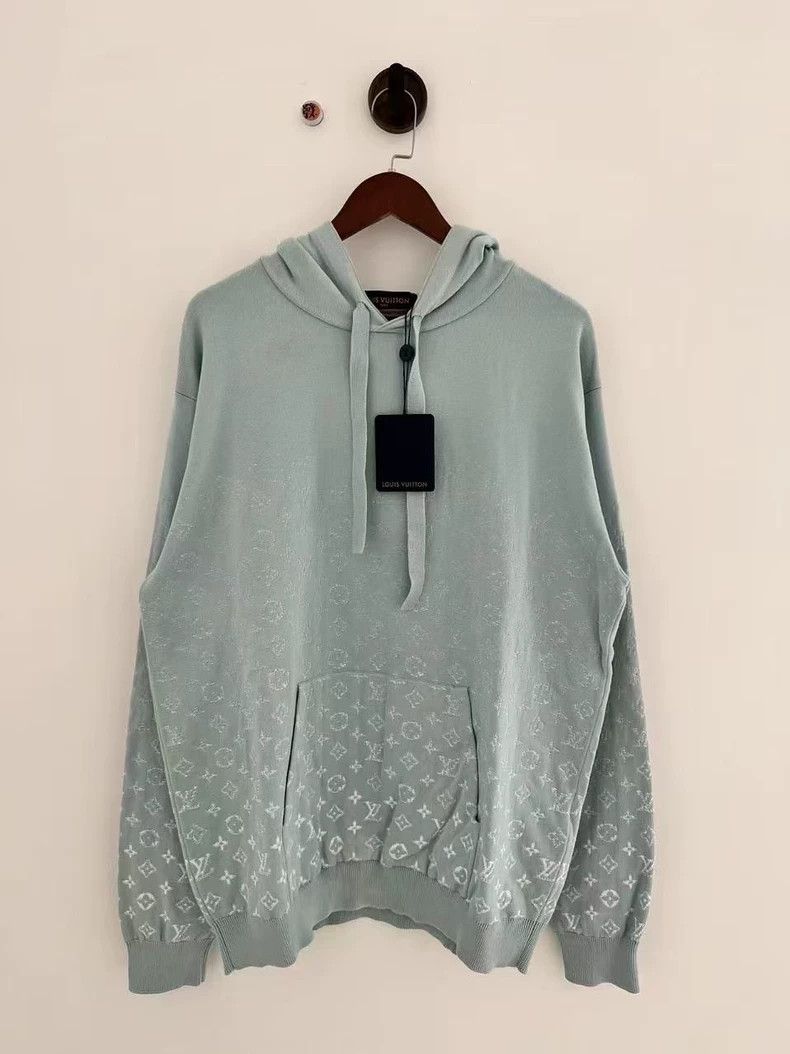 Louis Vuitton Louis Vuitton Ice Blue Logo Hoodie Size US XXL / EU 58 / 5 - 1 Thumbnail
