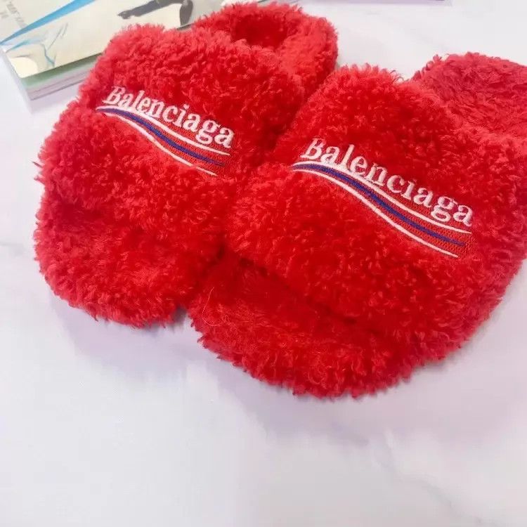 Balenciaga Balenciaga Red Furry Slide 37 Size US 6.5 / IT 36.5 - 5 Thumbnail