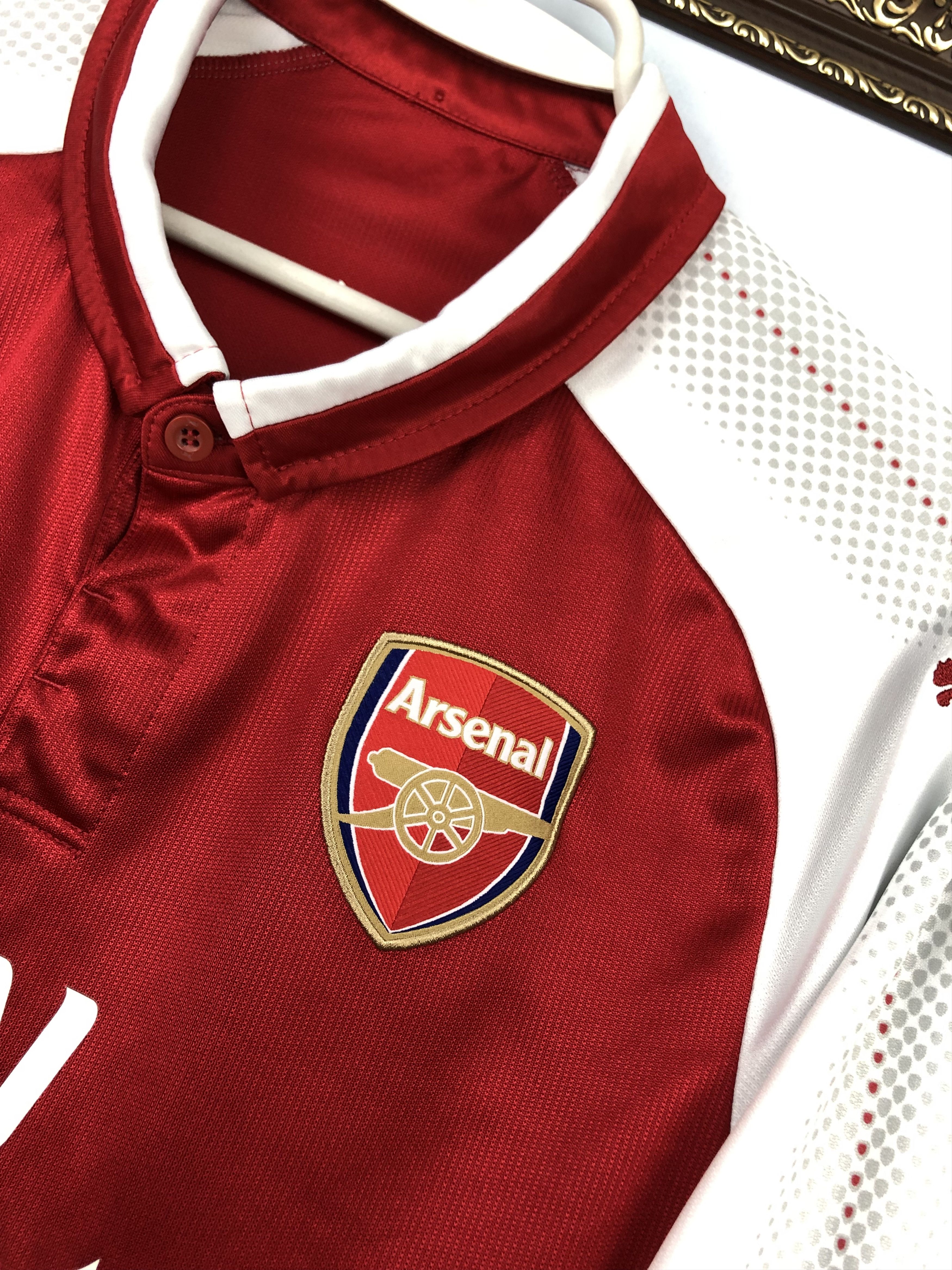 Other Arsenal football shirt Soccer Long Sleeve Jersey Tee Hype Size US M / EU 48-50 / 2 - 4 Thumbnail