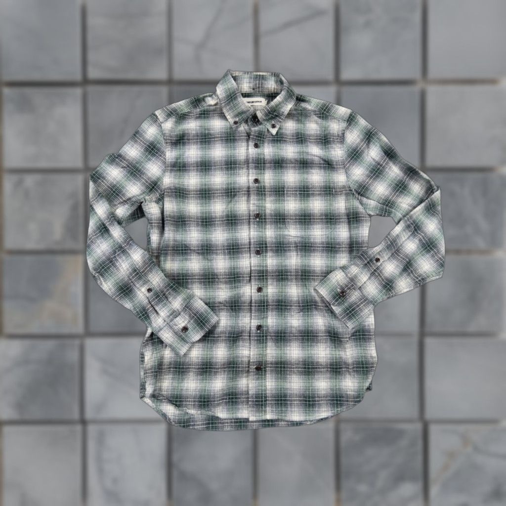 Taylor Stitch Taylor Stitch Shirt Mens 36 Green Button Down Long Sleeve Plaid Collared Casual Button-Up Shirt Men Size US M / EU 48-50 / 2 - 1 Thumbnail
