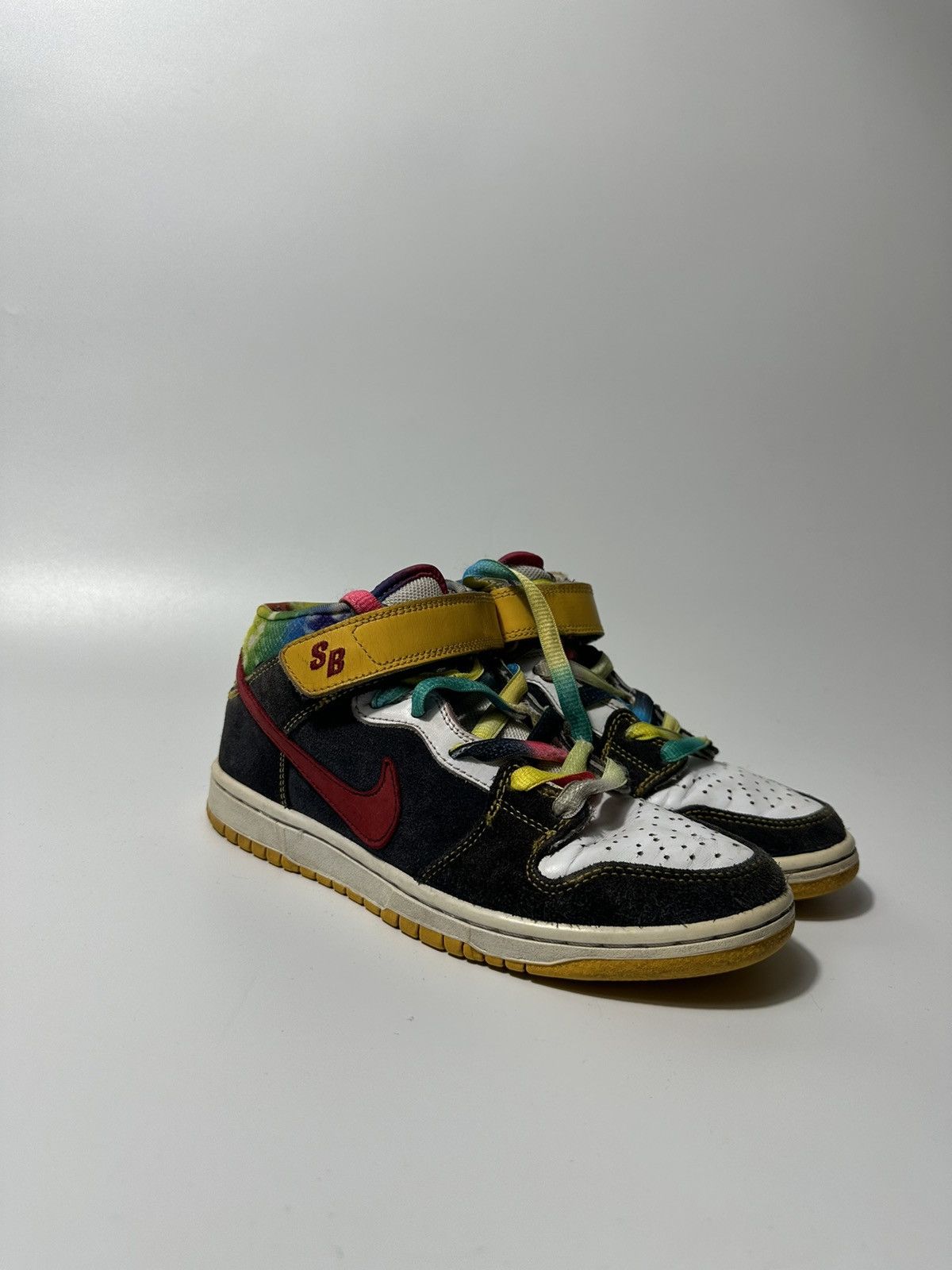 image of Nike Sb Mid Pro Vintage 2008 Tie Dye Shoes, Men's (Size 5)
