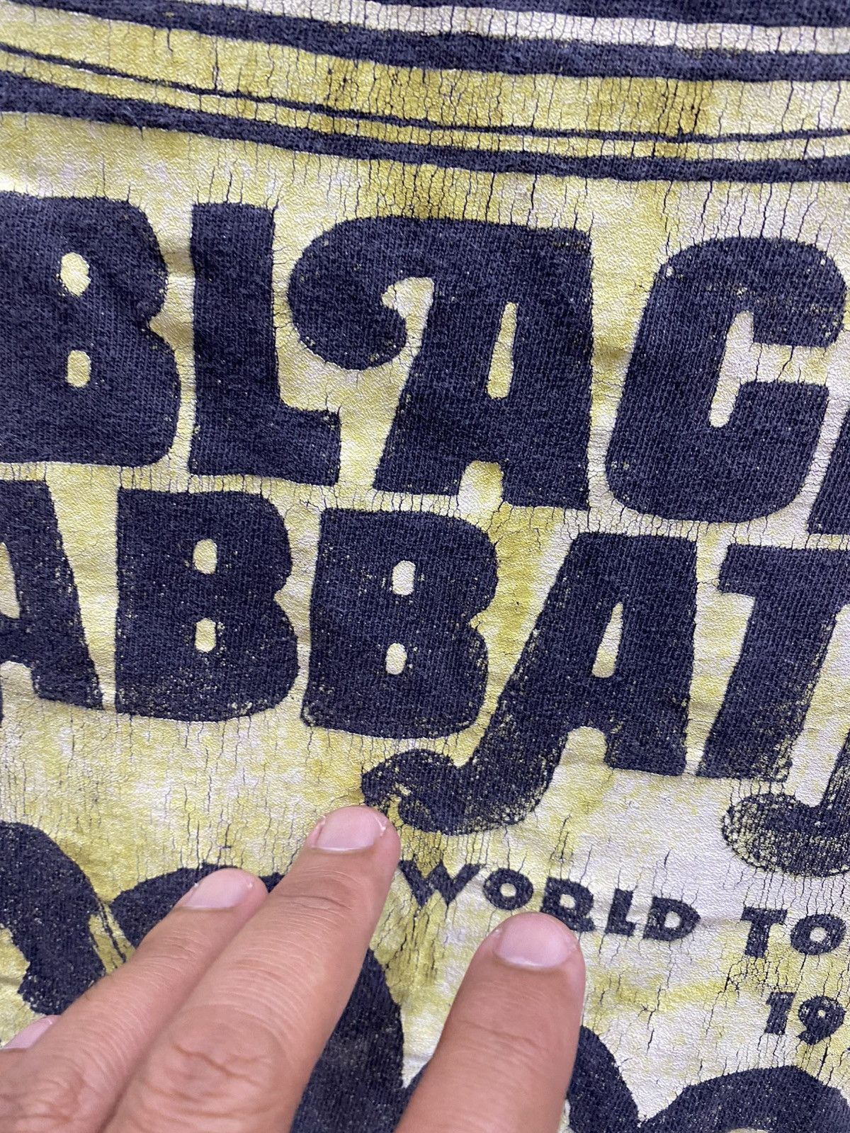 Band Tees BLACK SABBATH VINTAGE TSHIRT Size US M / EU 48-50 / 2 - 5 Thumbnail
