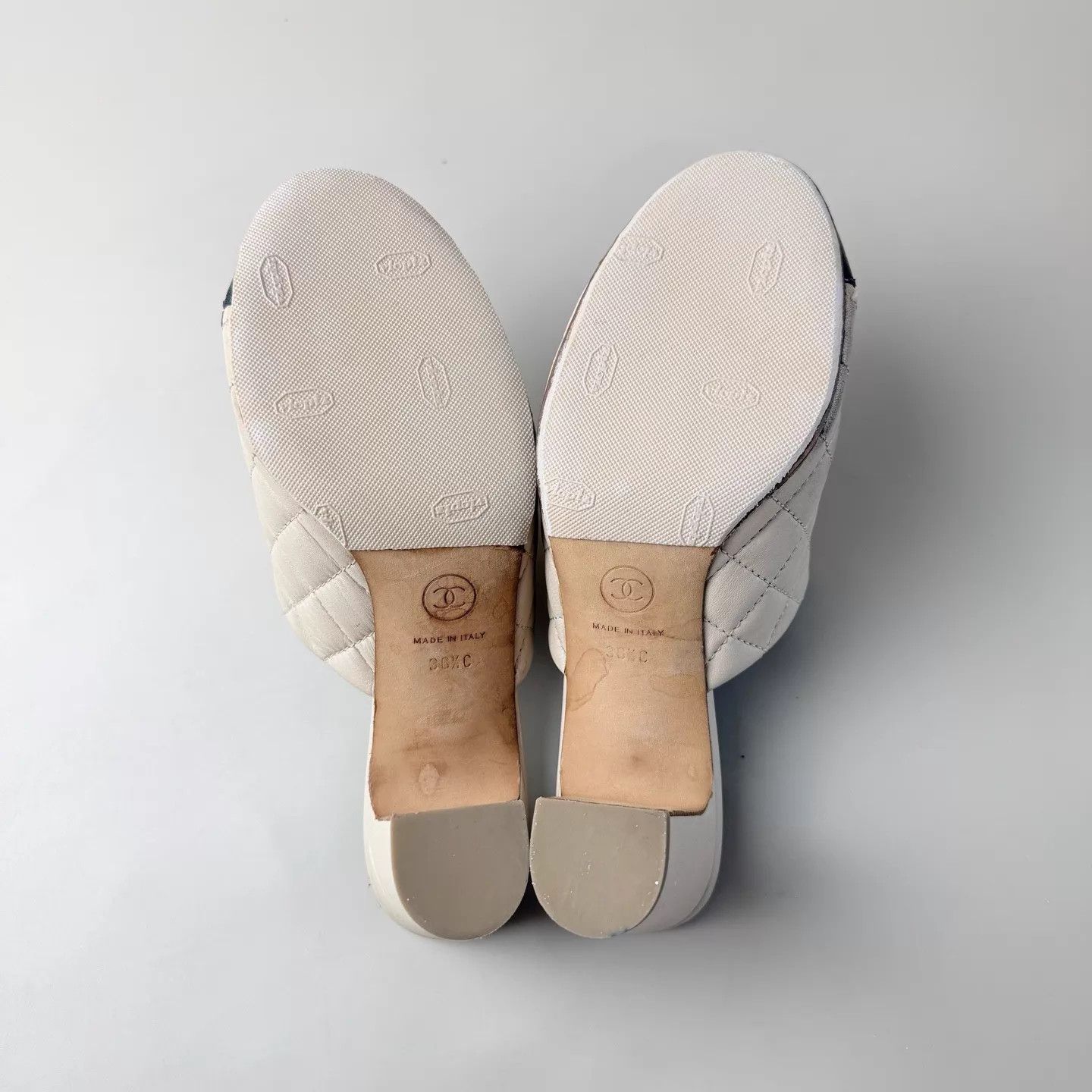 Chanel CHANEL latte chain quilted heels 36.5 EU 95 new minor wear Size US 6 / IT 36 - 7 Thumbnail