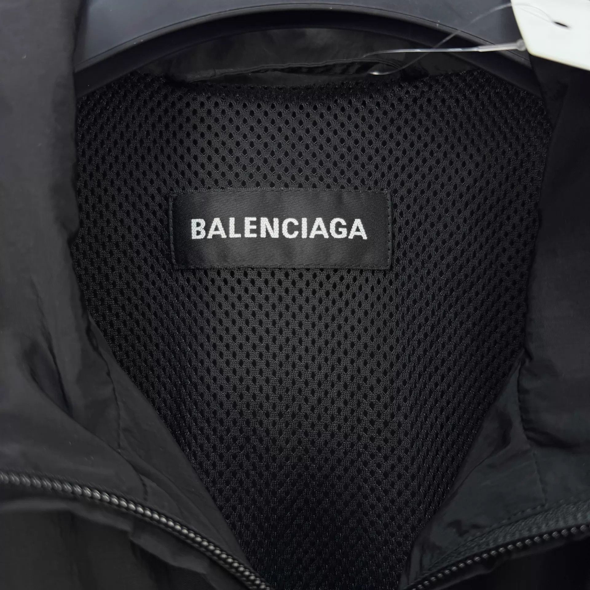 Balenciaga Balenciaga Mastercard Embroidered Logo Parka Size US S / EU 44-46 / 1 - 5 Thumbnail