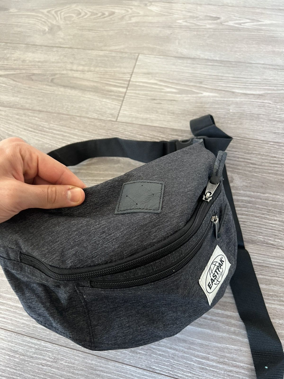 Designer × Eastpak ‼️Eastpak Bigger Size Archival Belt Beg‼️ Size ONE SIZE - 8 Thumbnail