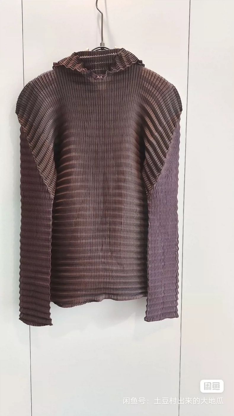 Issey Miyake Issey Miyake Brown main line vintage laser jade insect col Size L / US 10 / IT 46 - 3 Thumbnail