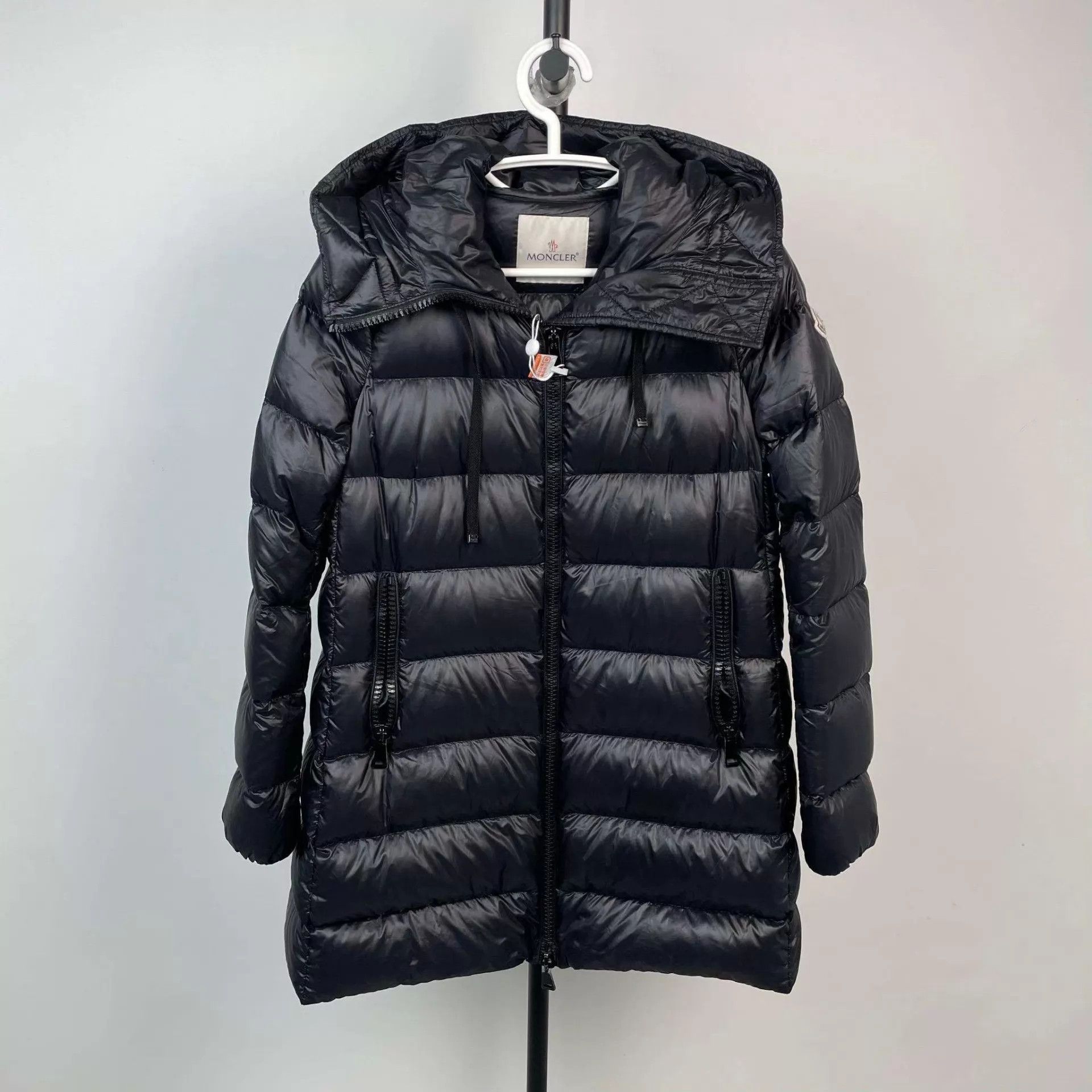 Moncler Moncler Suyen down jacket size 1 black Size S / US 4 / IT 40 - 1 Thumbnail