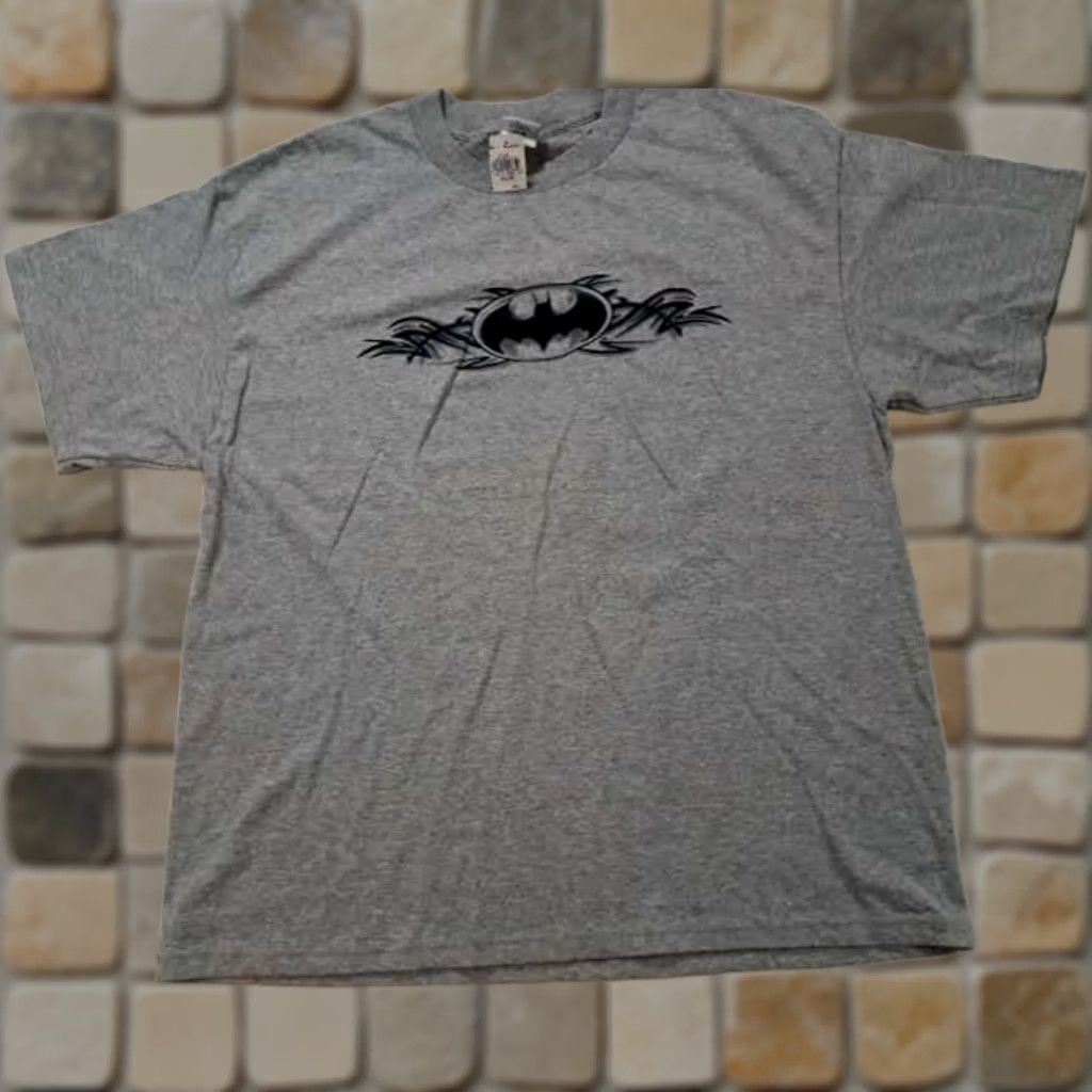 X-LARGE Six Flags Shirt Mens XL Gray NWT Batman Grey Size US XL / EU 56 / 4 - 1 Thumbnail