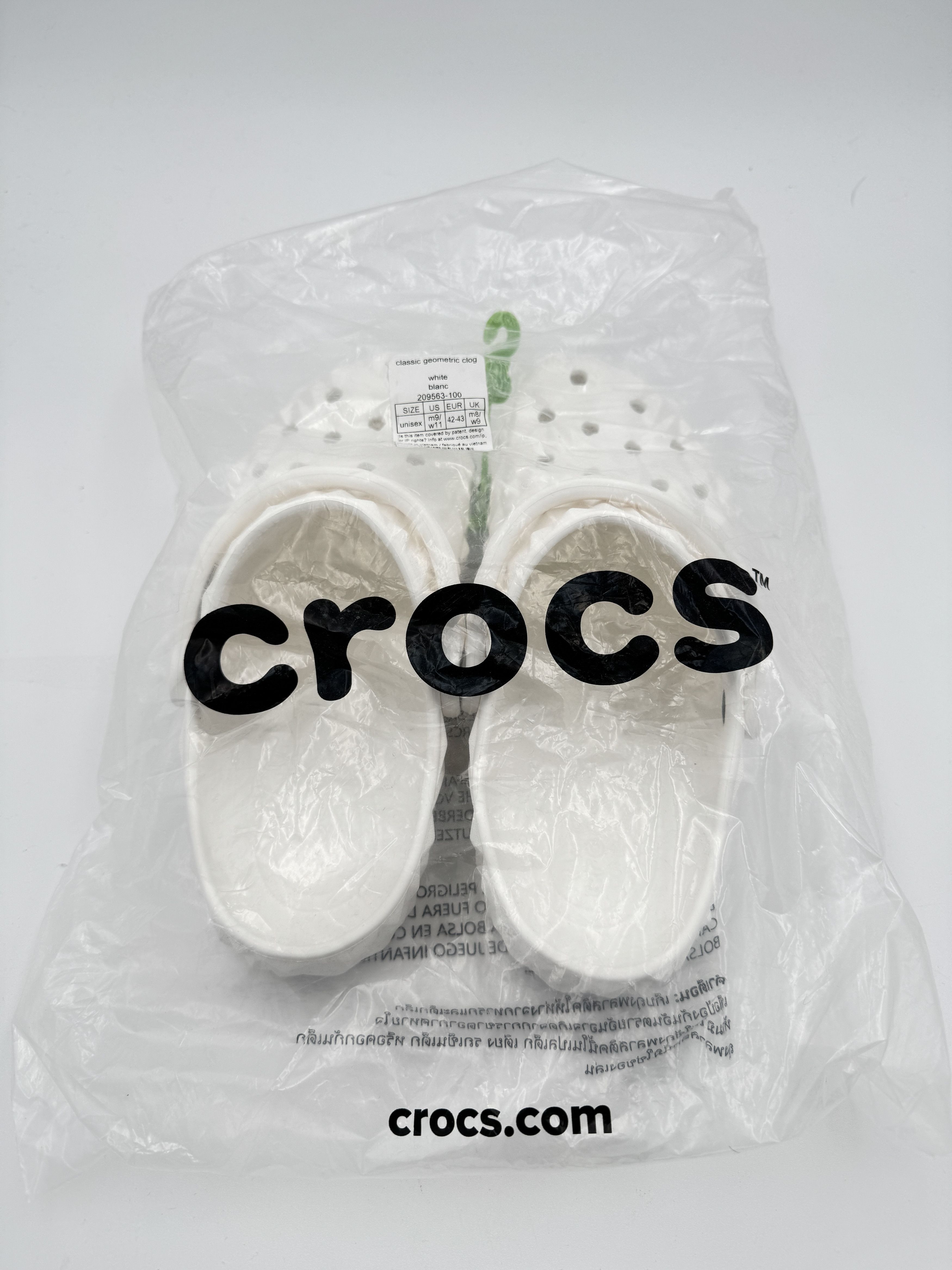Crocs Crocs Geometric Prism Classic Clog White Size US 9 / EU 42 - 4 Thumbnail