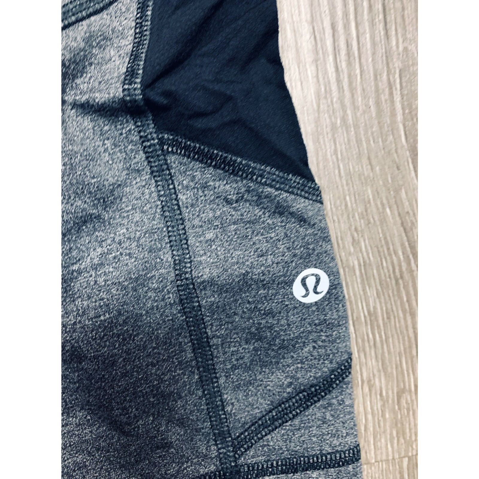 Lululemon Lululemon Pace Rival Cropped Gray Leggings Zip Pocket Size 6 Womens Size 28" / US 6 / IT 42 - 2 Thumbnail