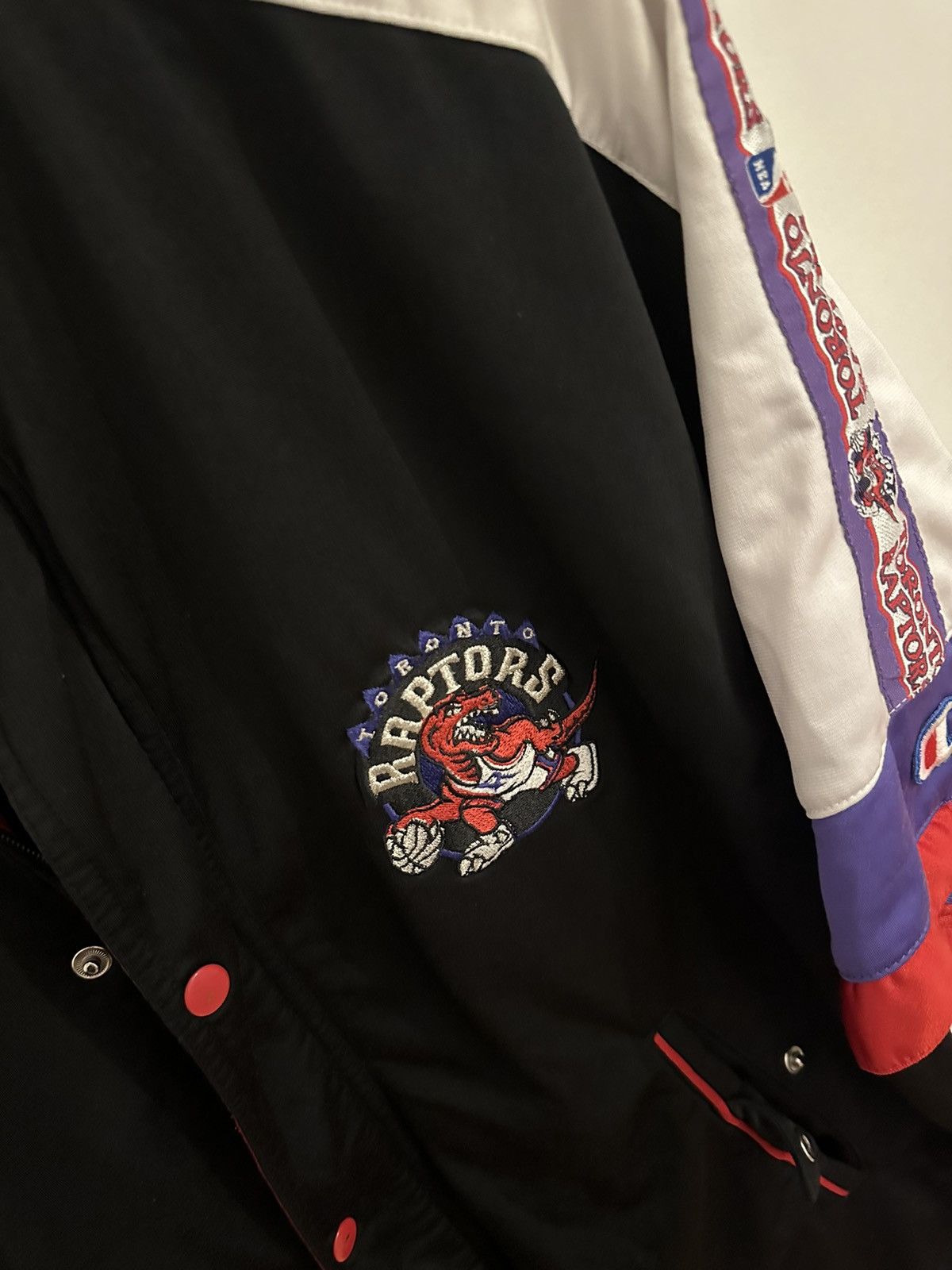 Champion Champion Jacke Toronto Raptors Size L NBA Warm Up JACKET Size US L / EU 52-54 / 3 - 6 Thumbnail